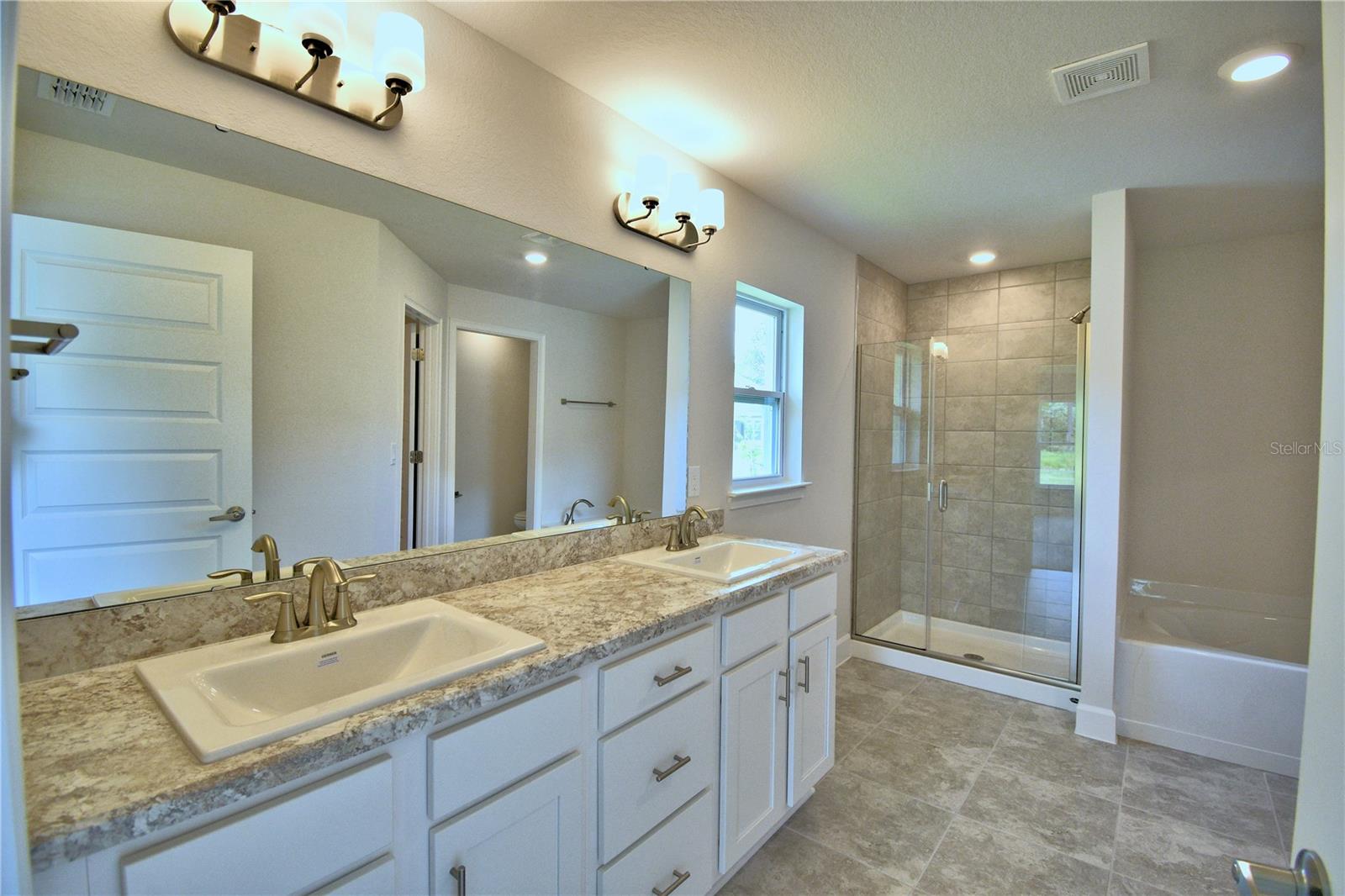 5431 KNIGHTS LANDING DR