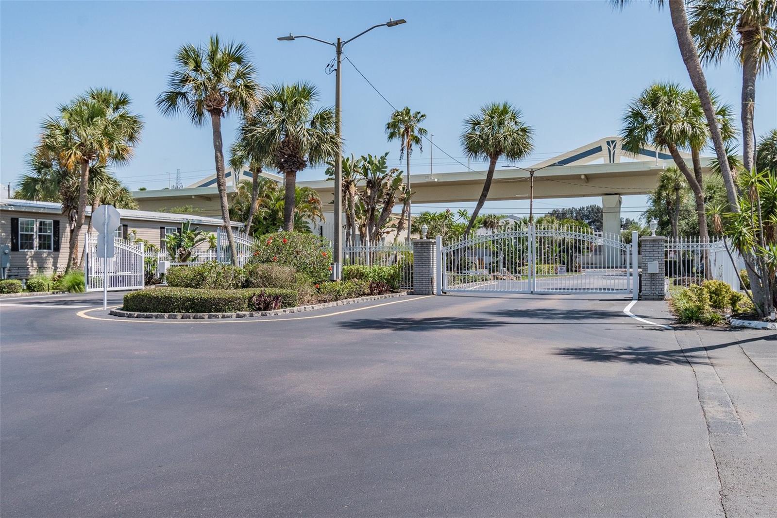 4851 W GANDY BLVD #B5L25