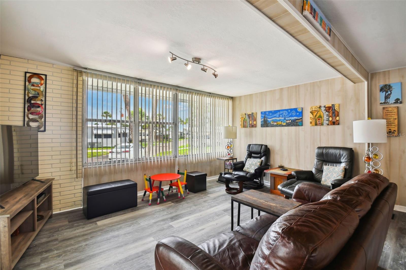 4851 W GANDY BLVD #B5L25