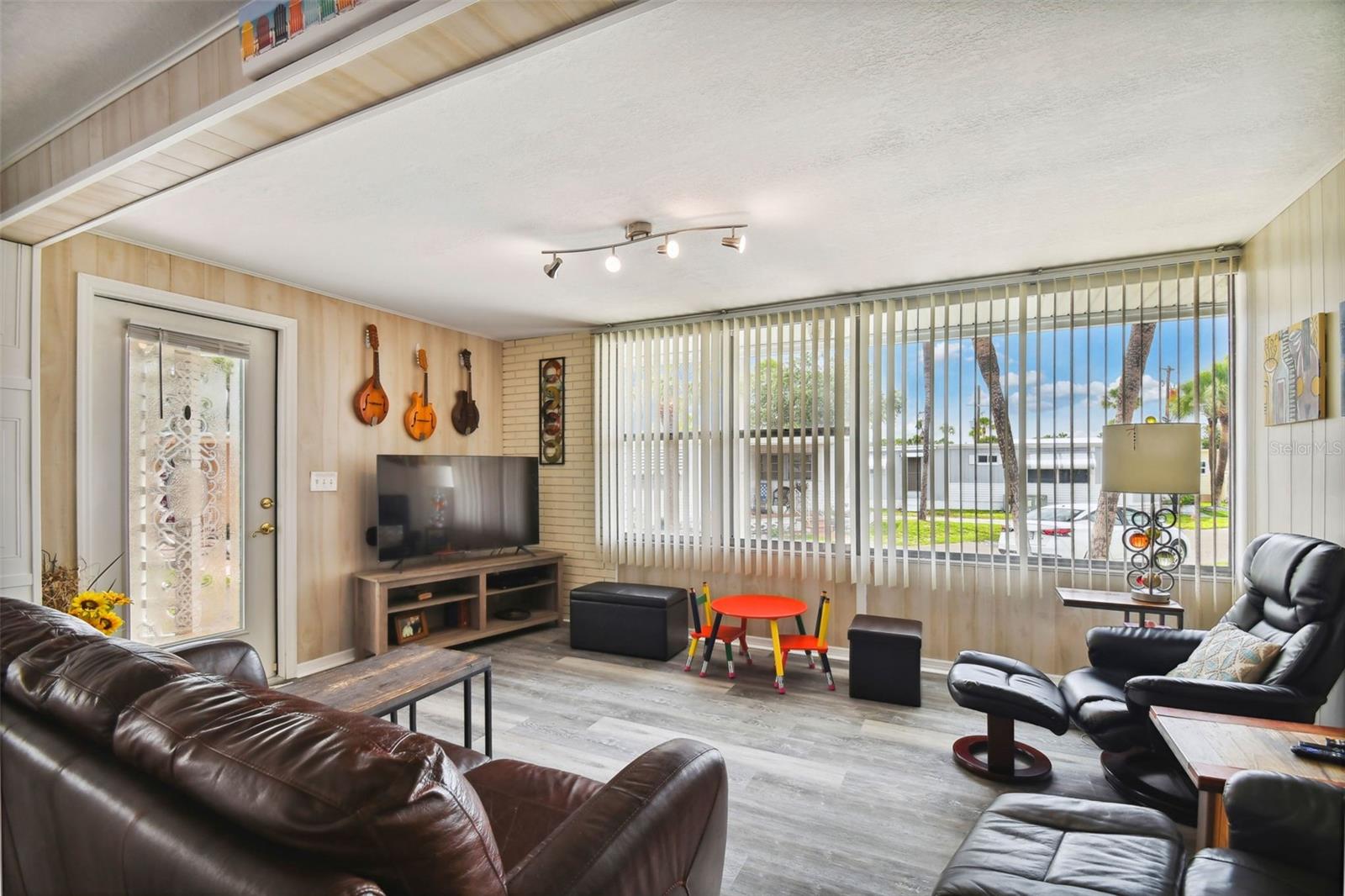 4851 W GANDY BLVD #B5L25