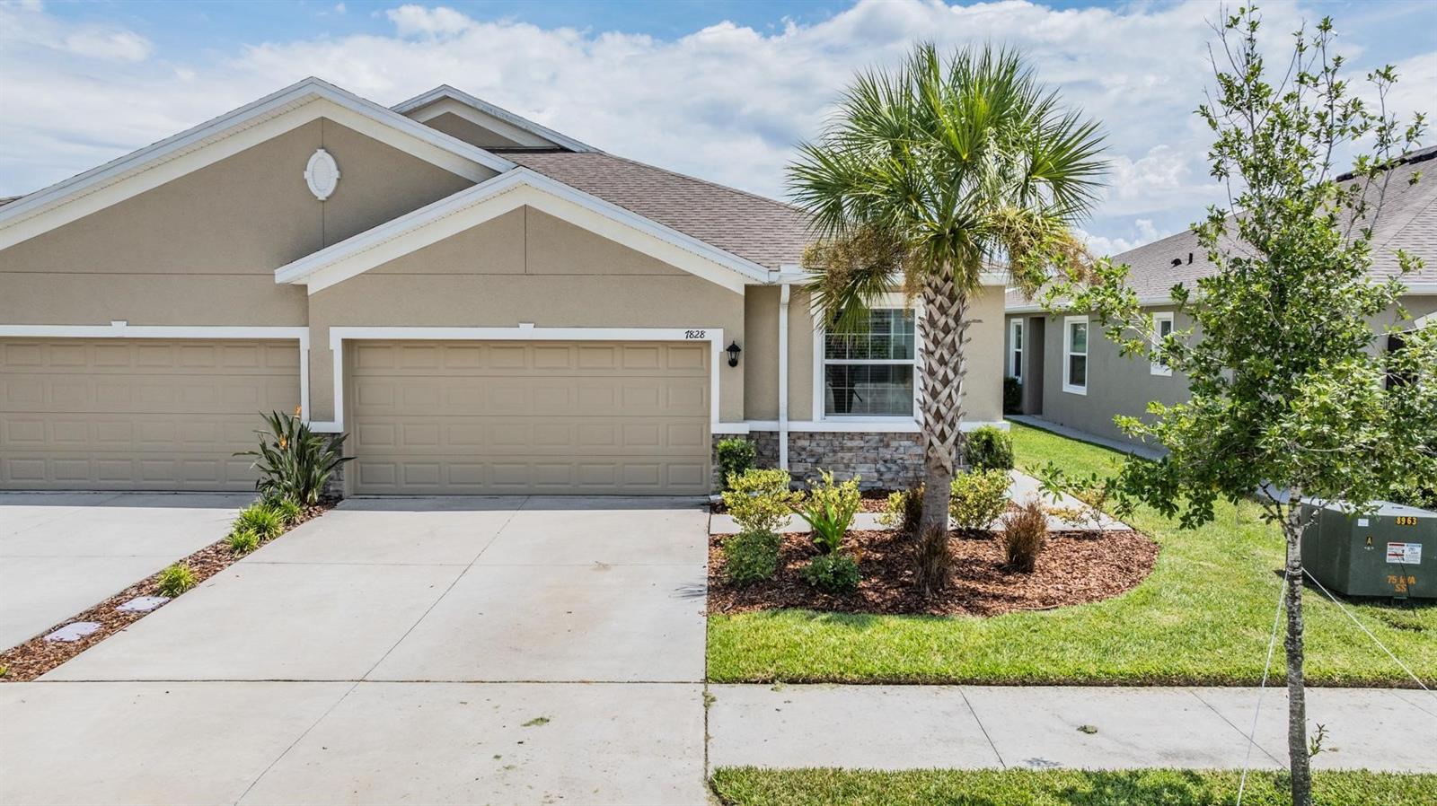 7828 STONEBROOK CIR