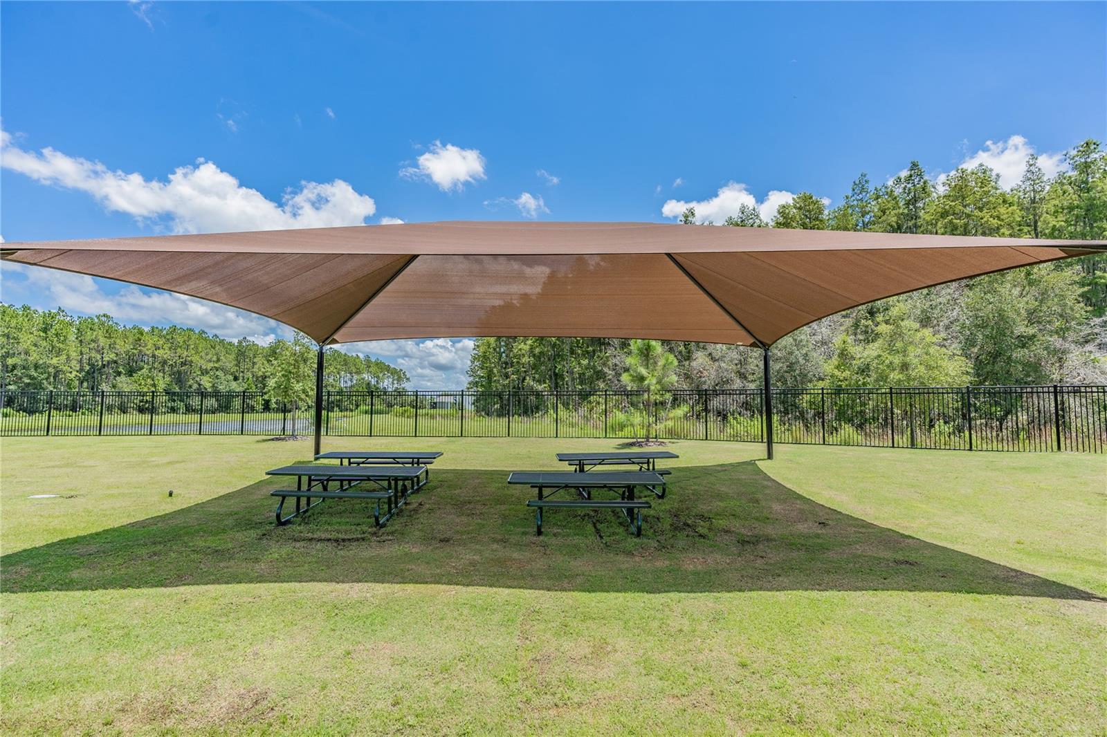 7828 STONEBROOK CIR