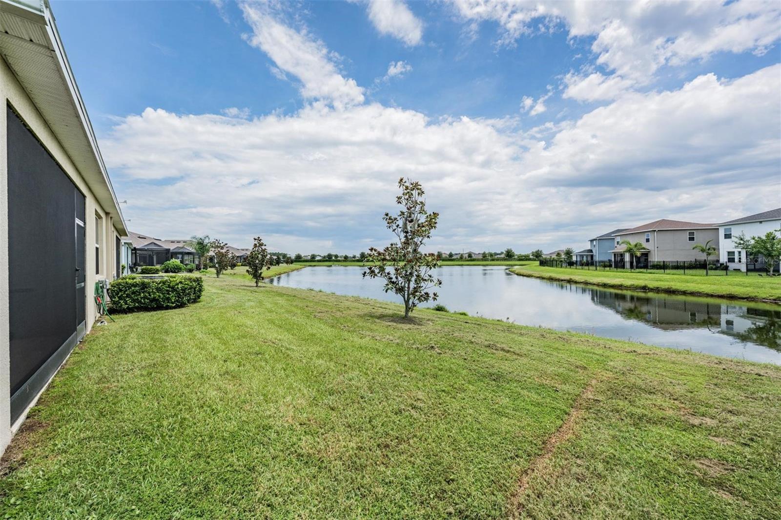 7828 STONEBROOK CIR