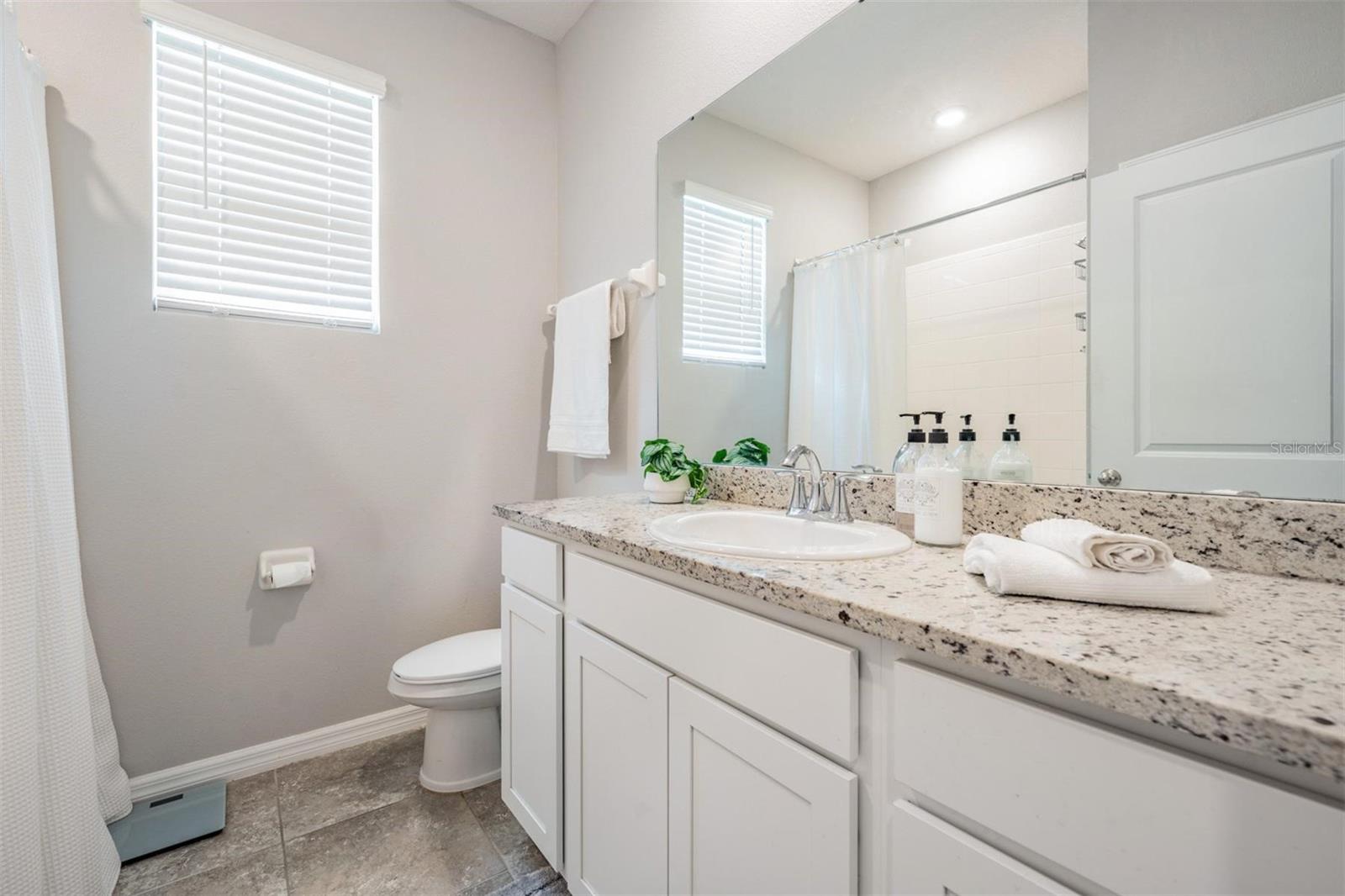 7828 STONEBROOK CIR