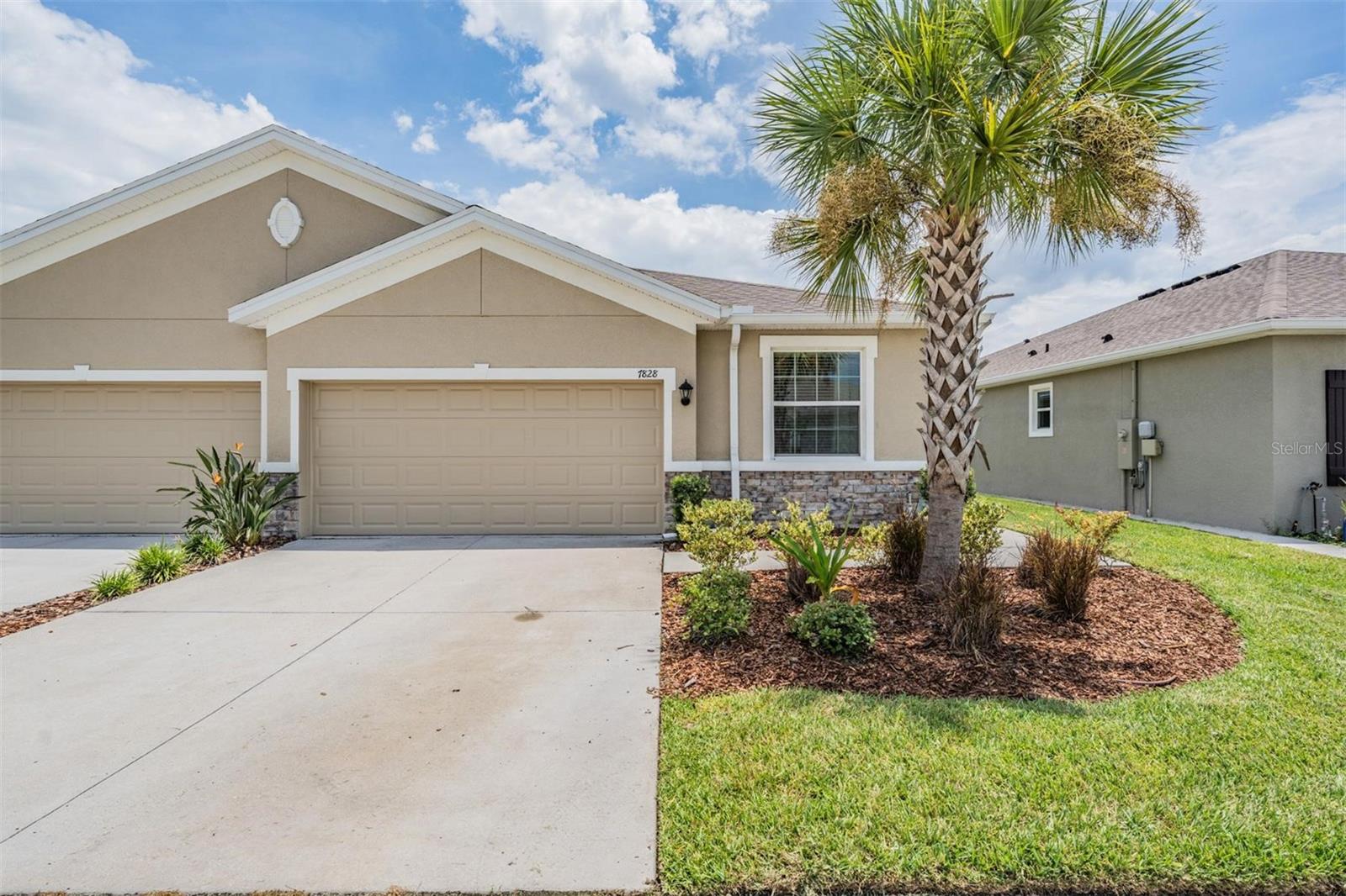 7828 STONEBROOK CIR