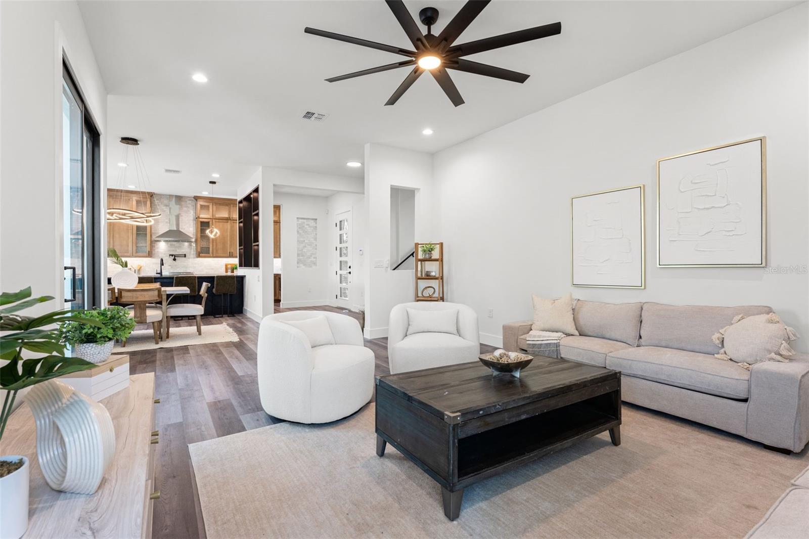 321 W HANLON ST