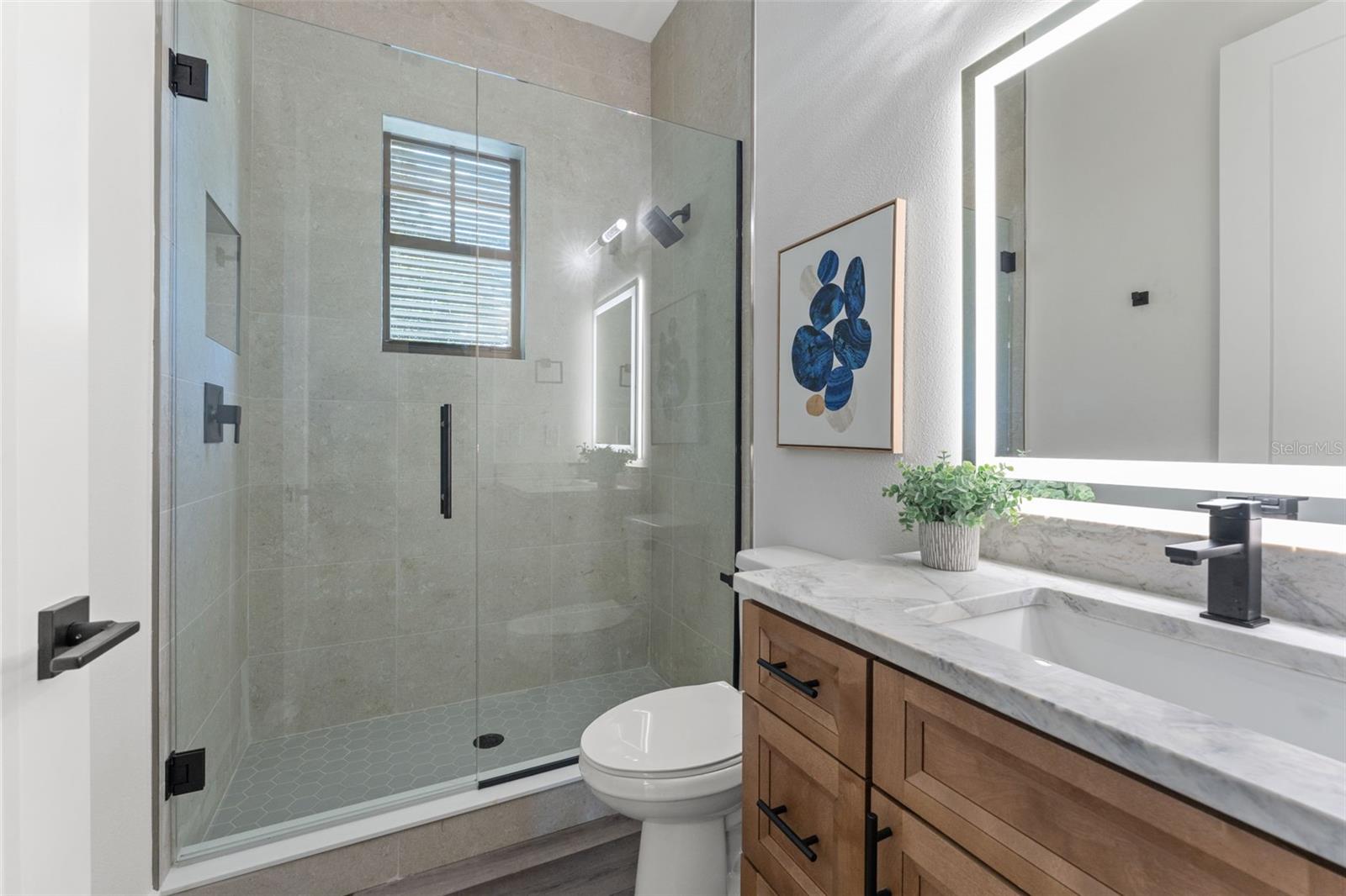 321 W HANLON ST
