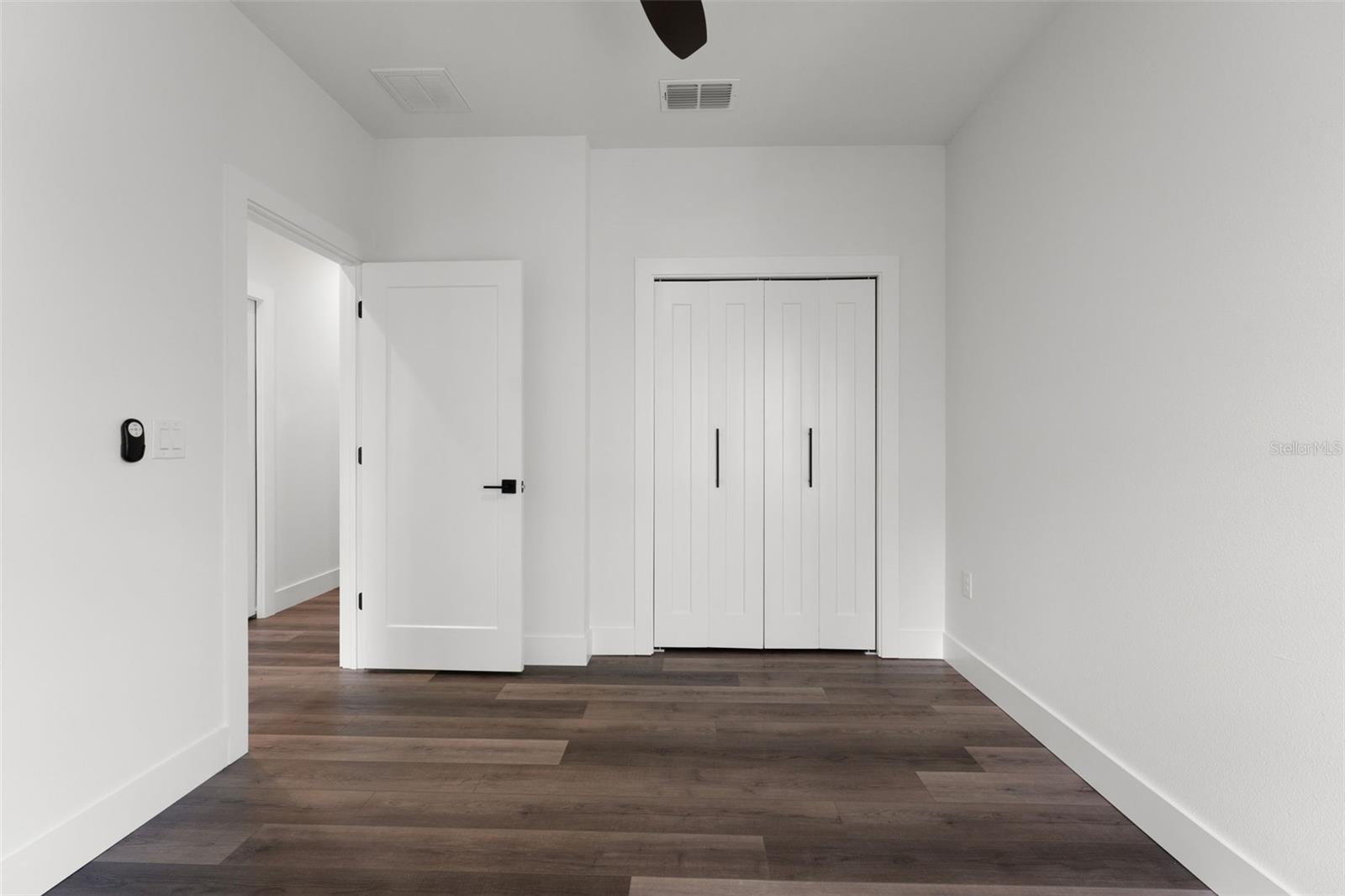 321 W HANLON ST