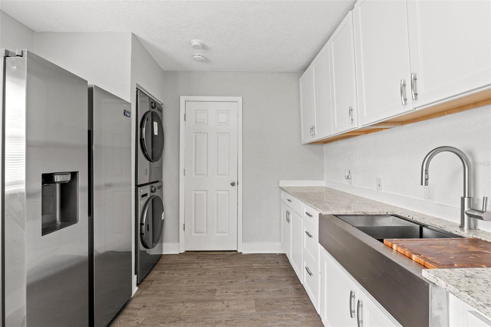 735 27TH AVE W