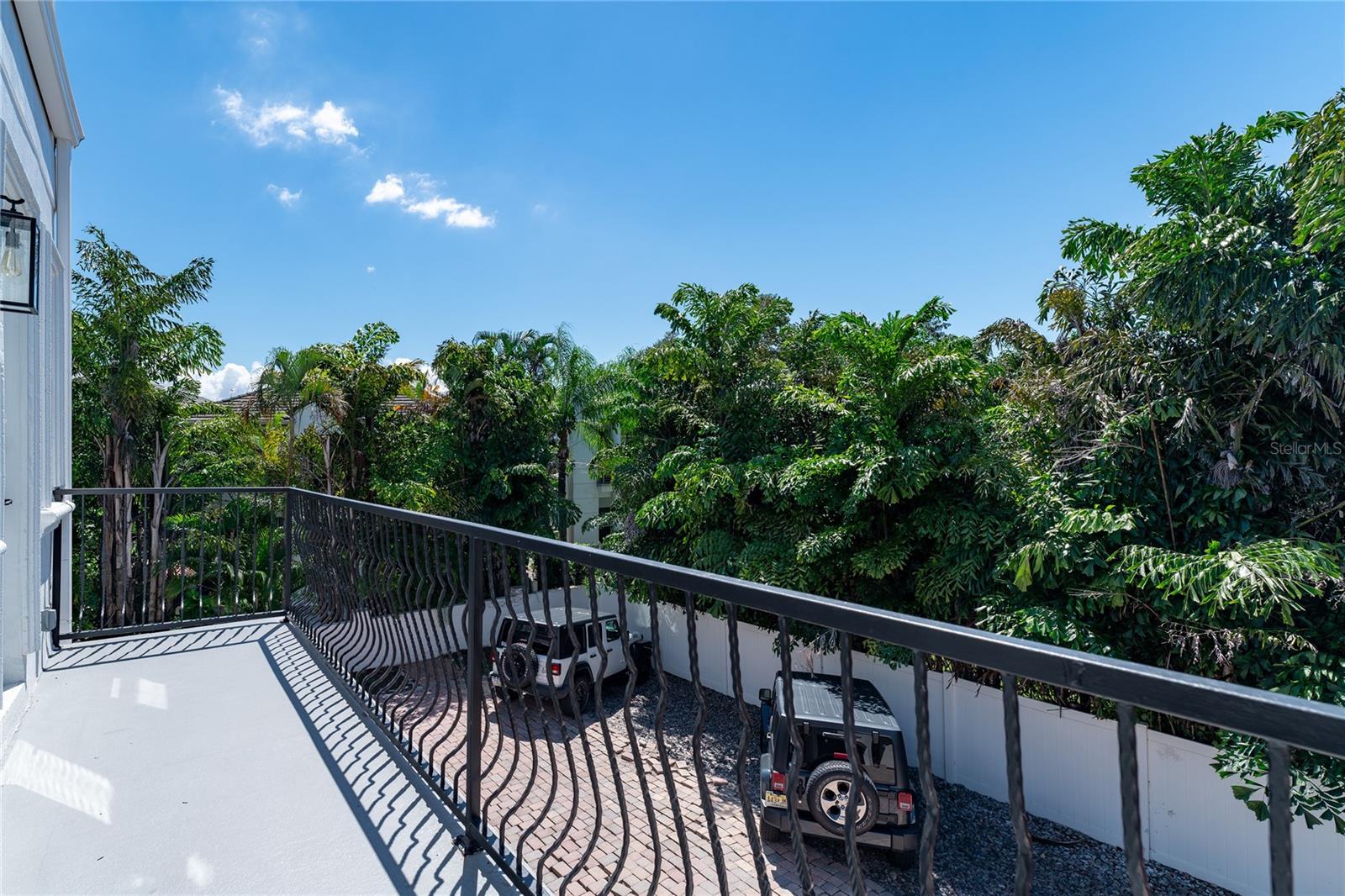 5601 BAYSHORE BLVD #E