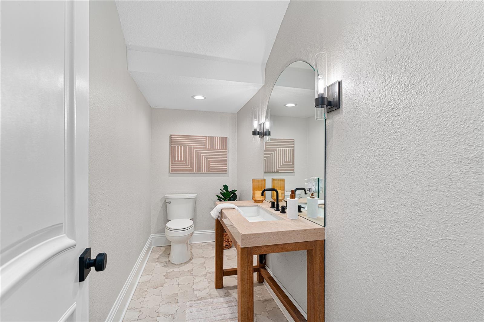 5601 BAYSHORE BLVD #E