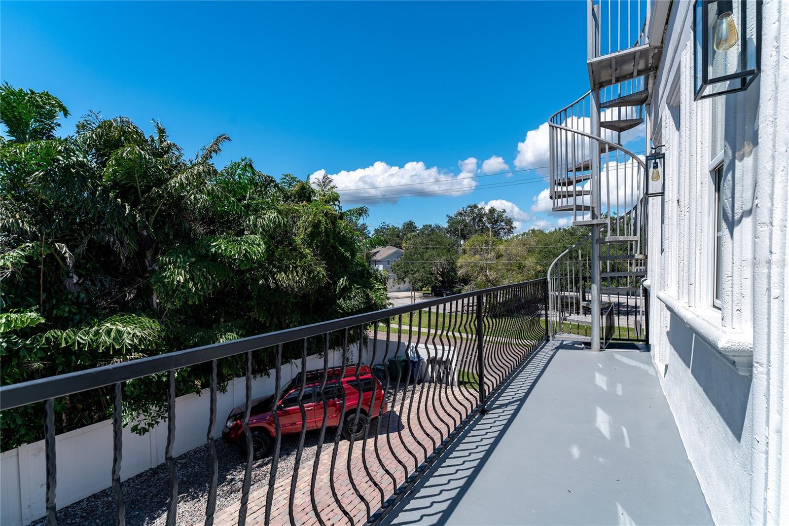 5601 BAYSHORE BLVD #E