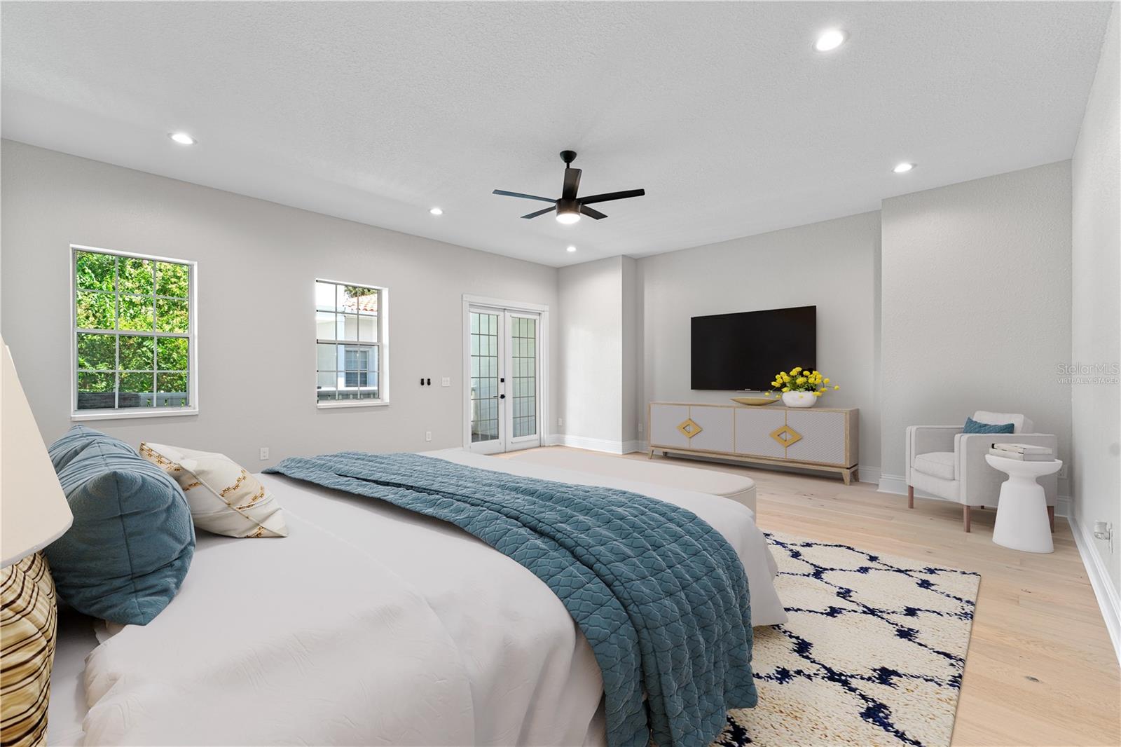 5601 BAYSHORE BLVD #E