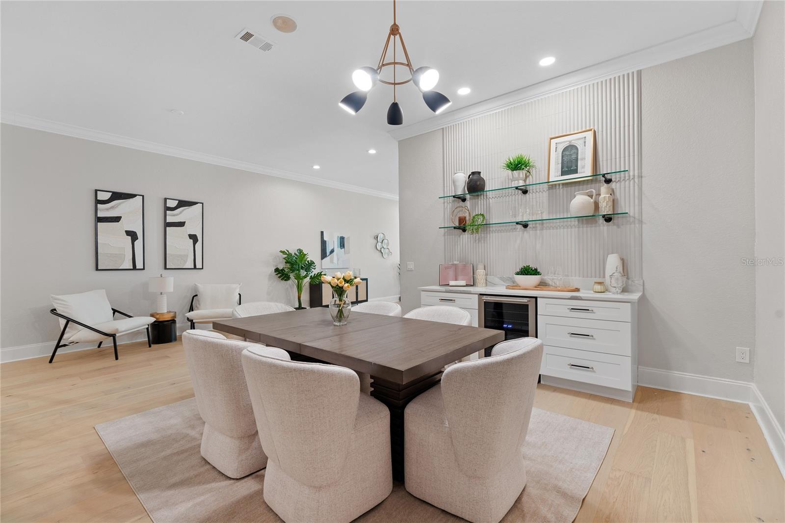 5601 BAYSHORE BLVD #E