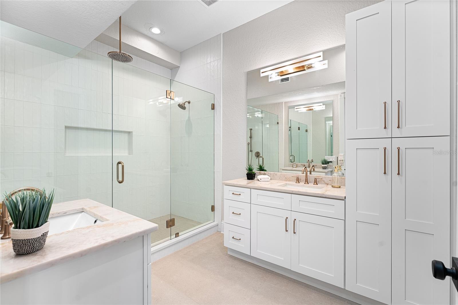 5601 BAYSHORE BLVD #E