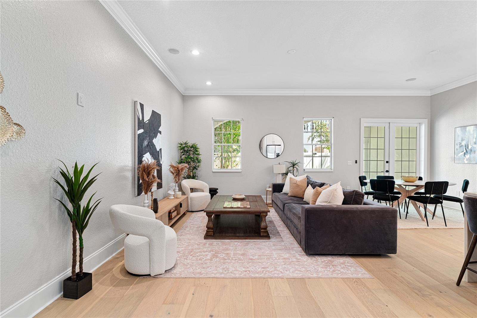 5601 BAYSHORE BLVD #E