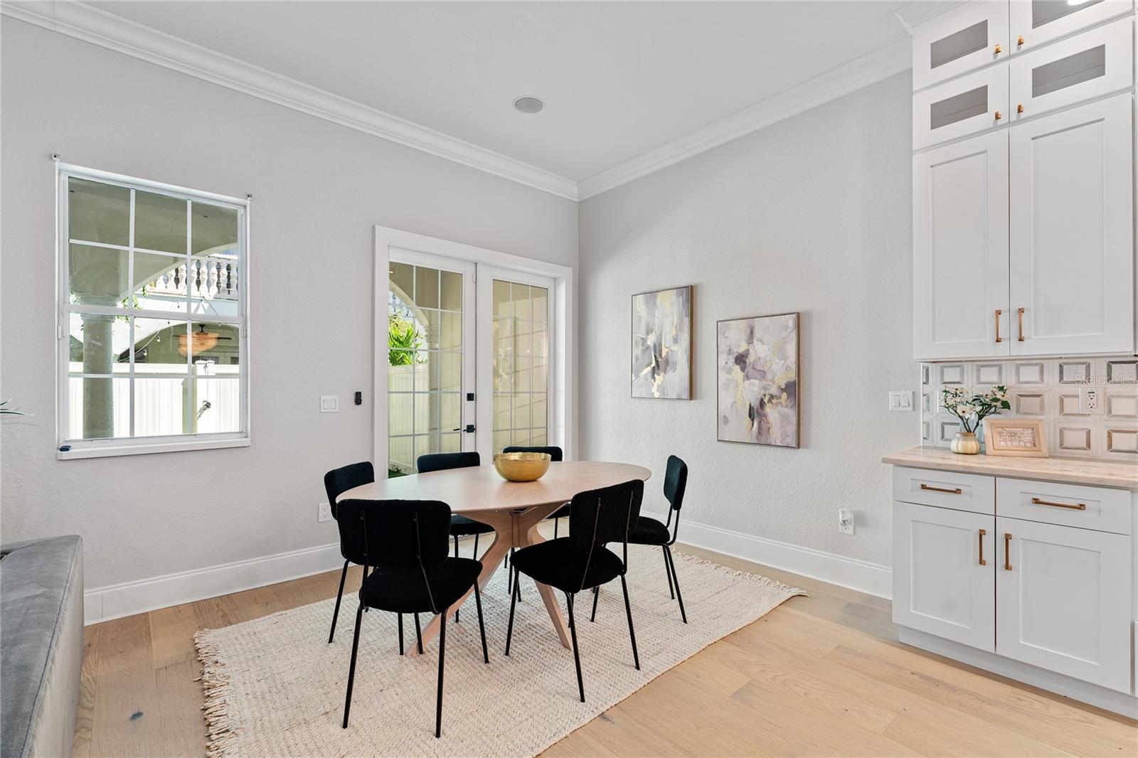 5601 BAYSHORE BLVD #E