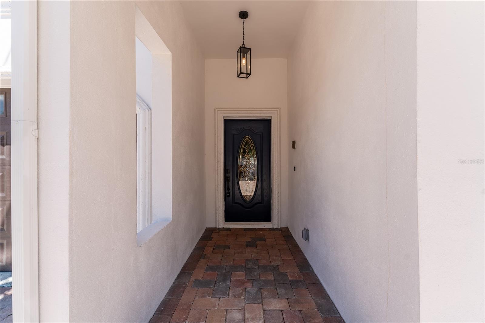 5601 BAYSHORE BLVD #E