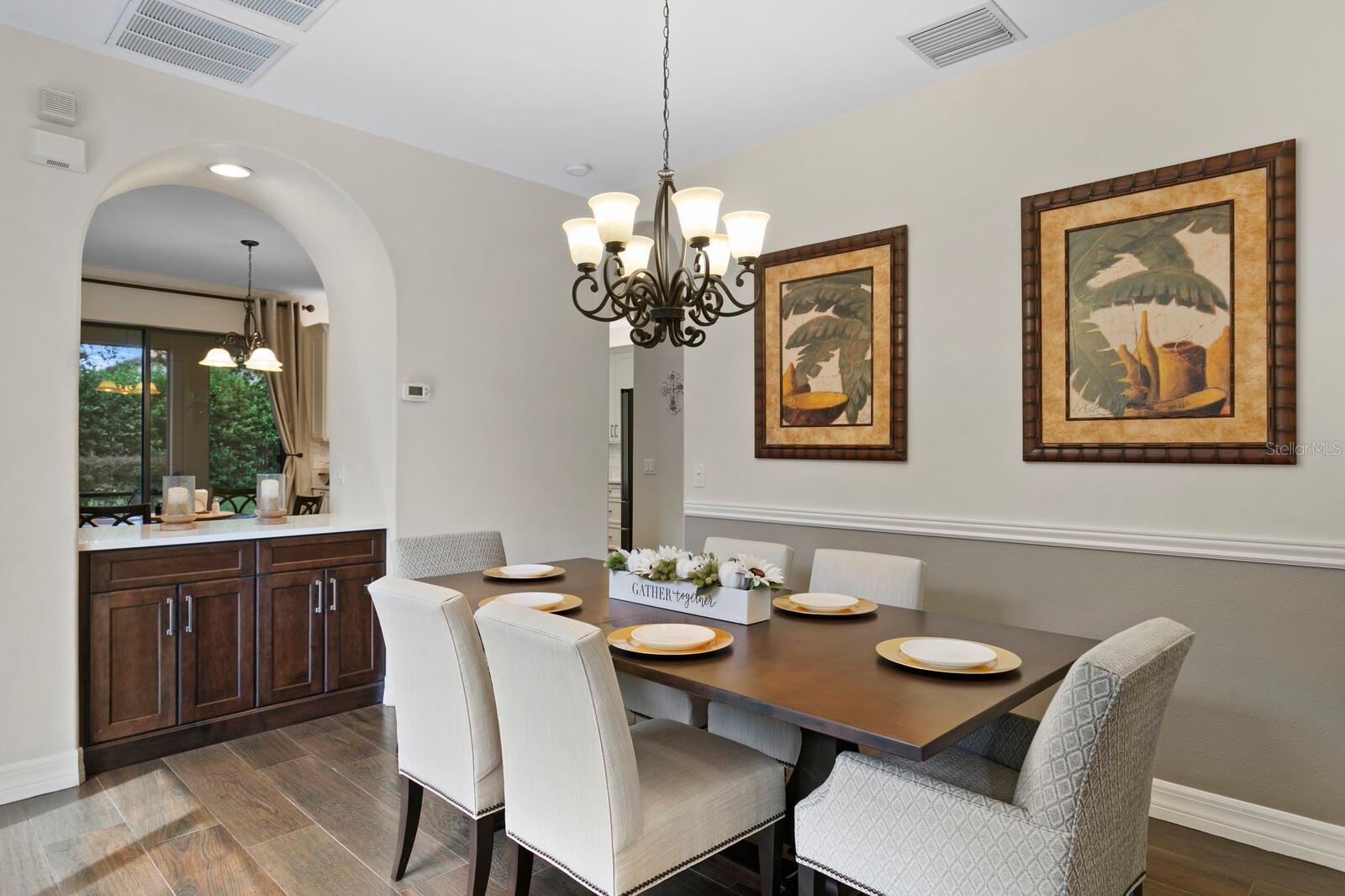 20352 CHESTNUT GROVE DR