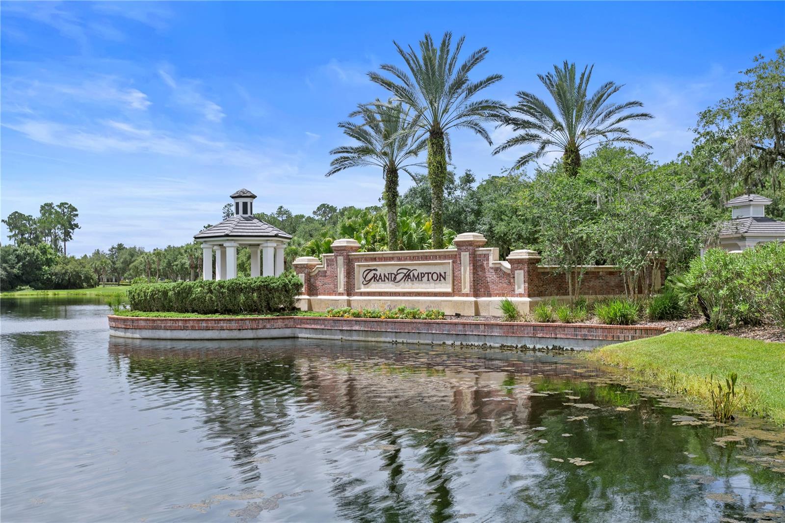 20352 CHESTNUT GROVE DR