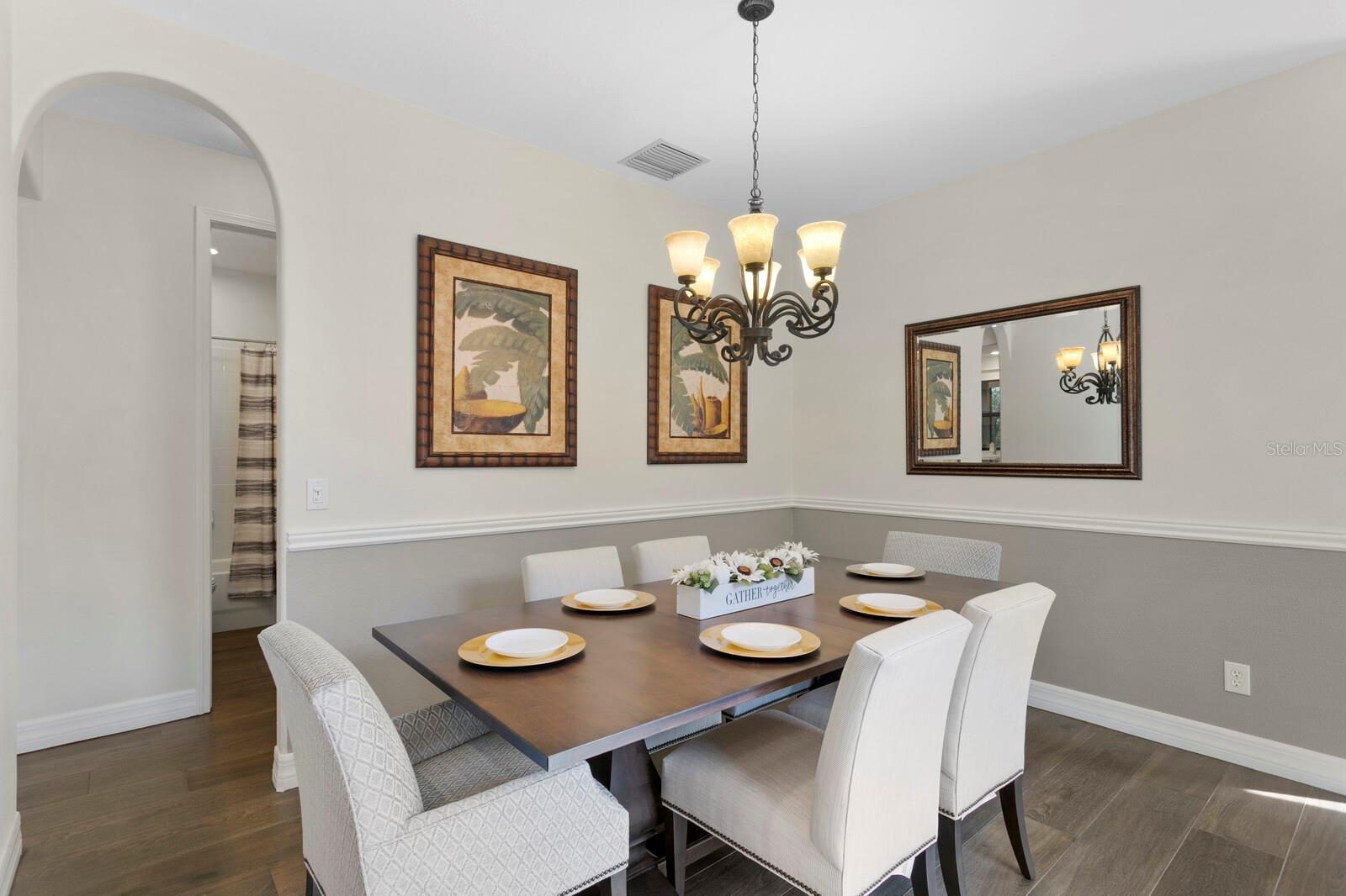 20352 CHESTNUT GROVE DR