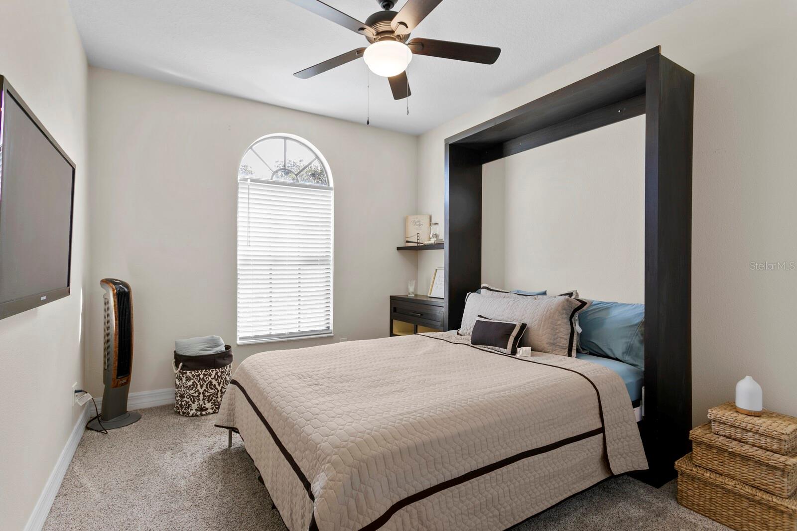 20352 CHESTNUT GROVE DR