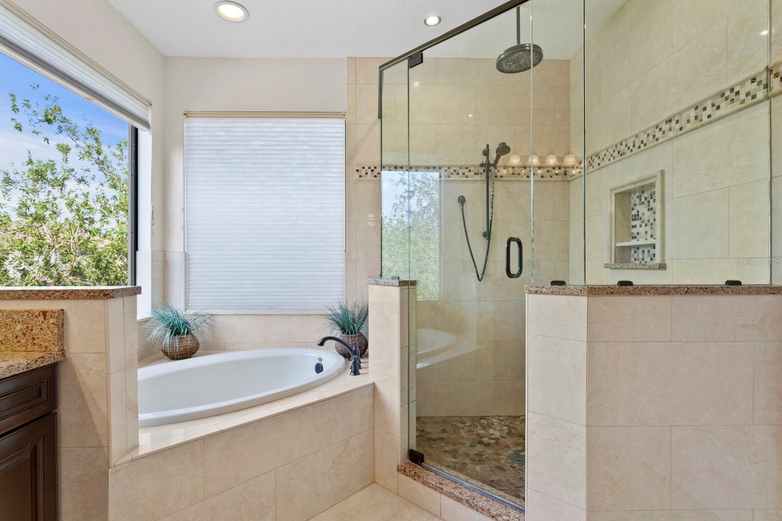 20352 CHESTNUT GROVE DR