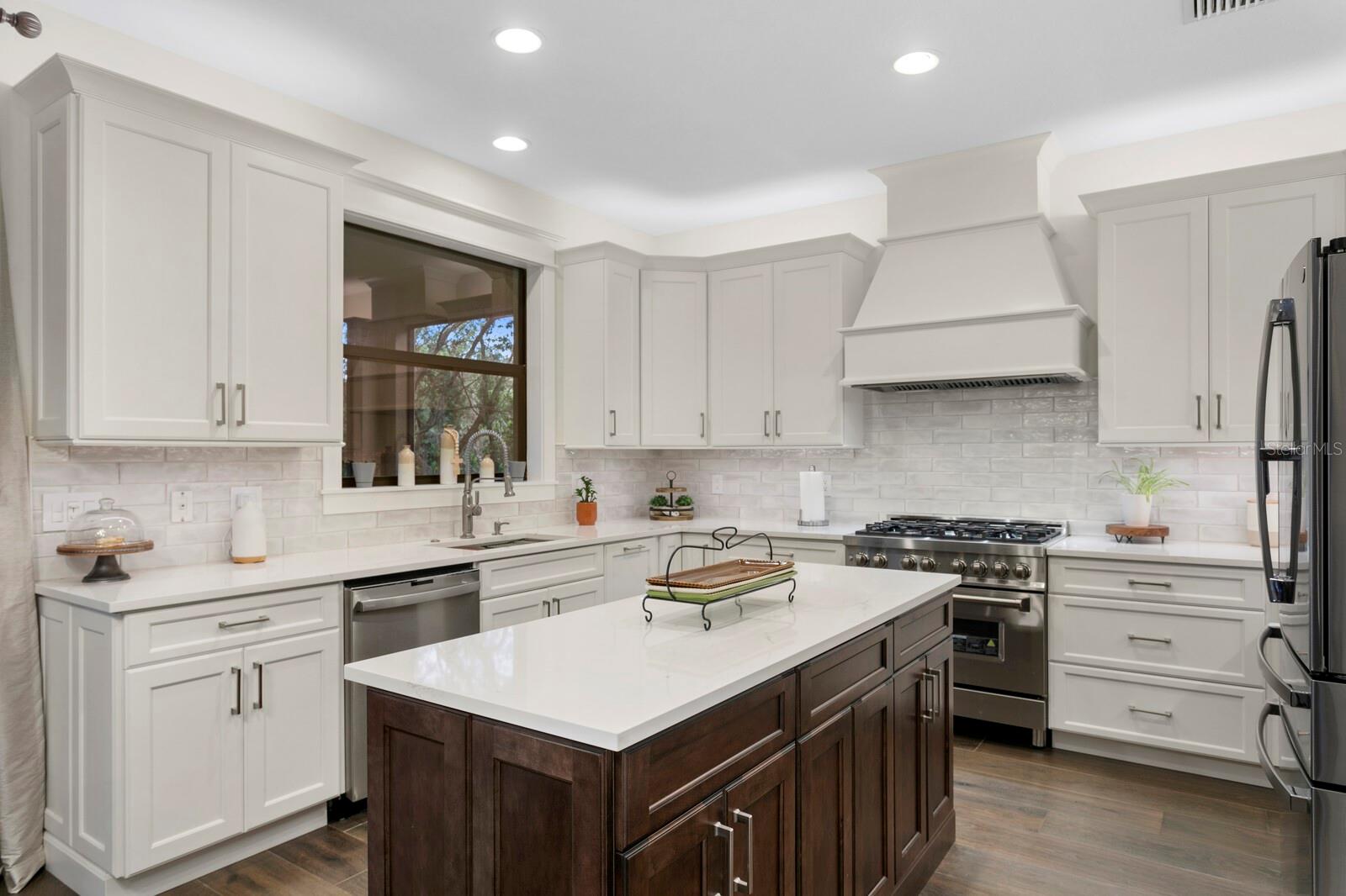 20352 CHESTNUT GROVE DR