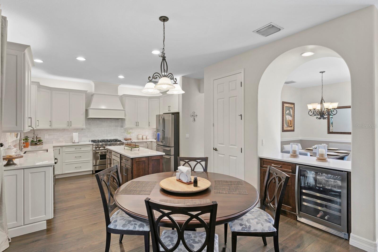 20352 CHESTNUT GROVE DR