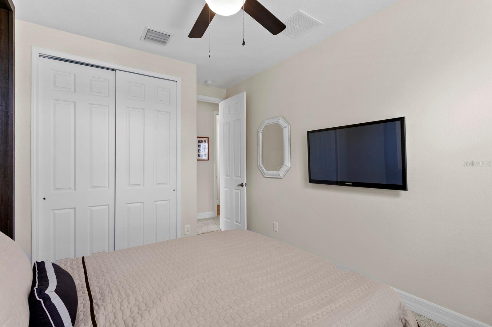 20352 CHESTNUT GROVE DR