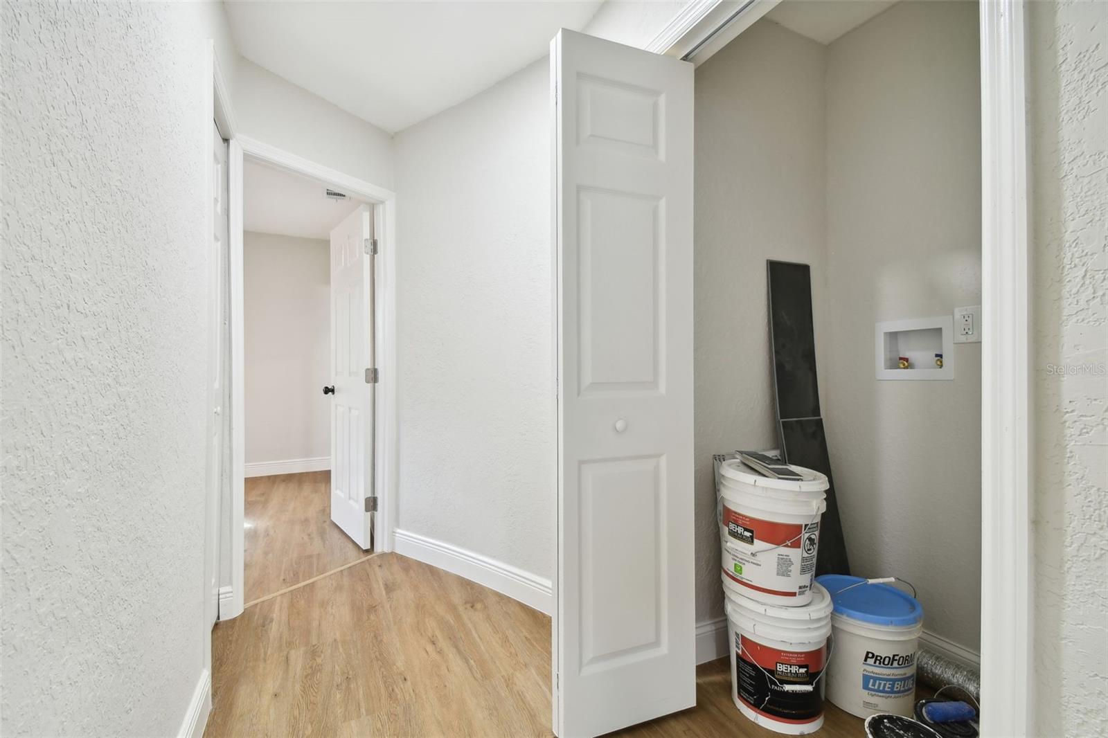 2203 E MINNEHAHA ST