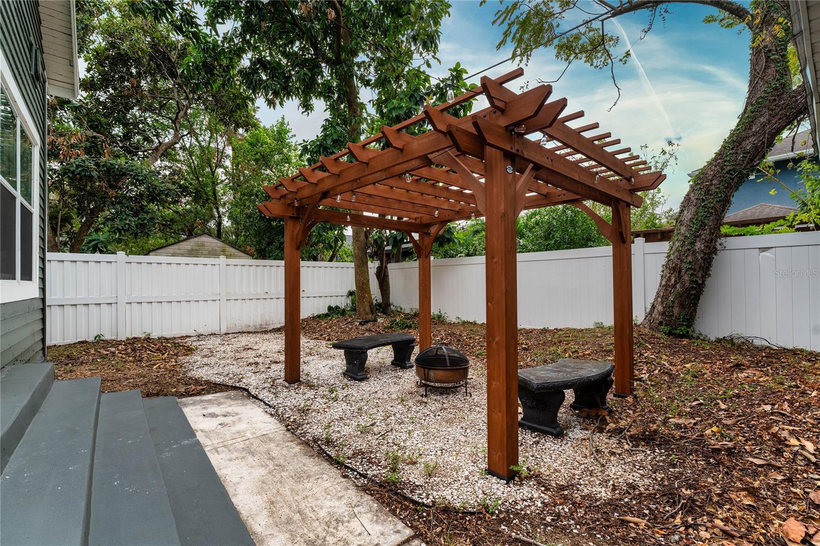 3506 N ARLINGTON AVE