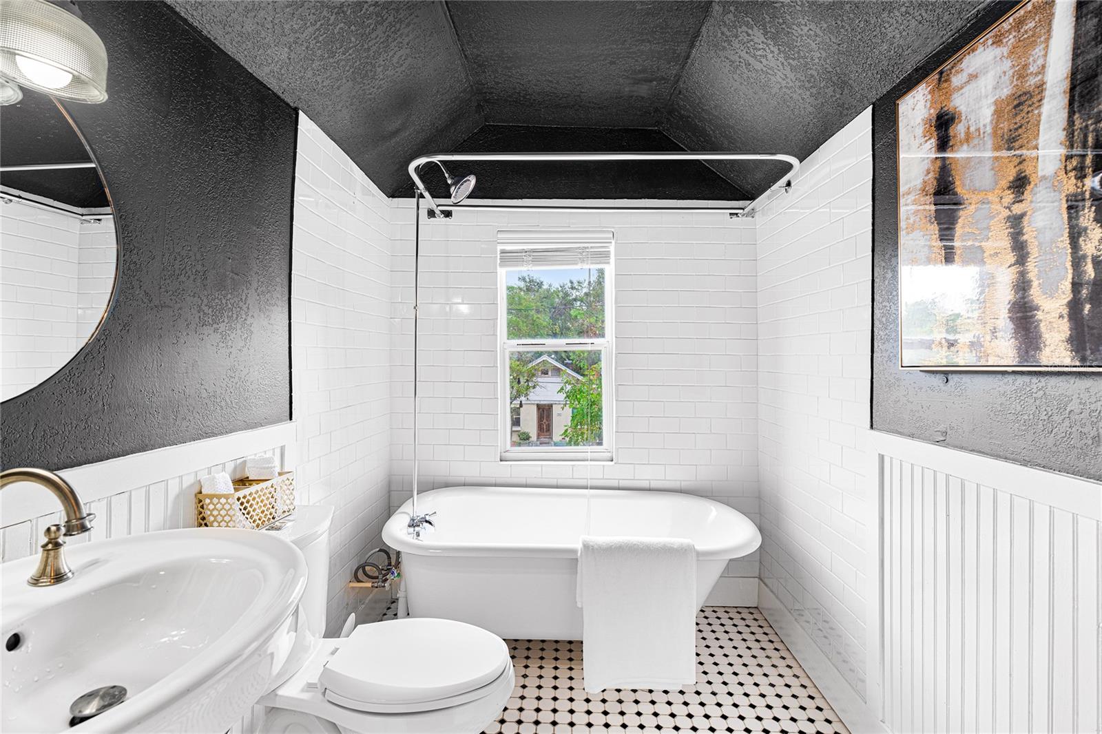 3506 N ARLINGTON AVE