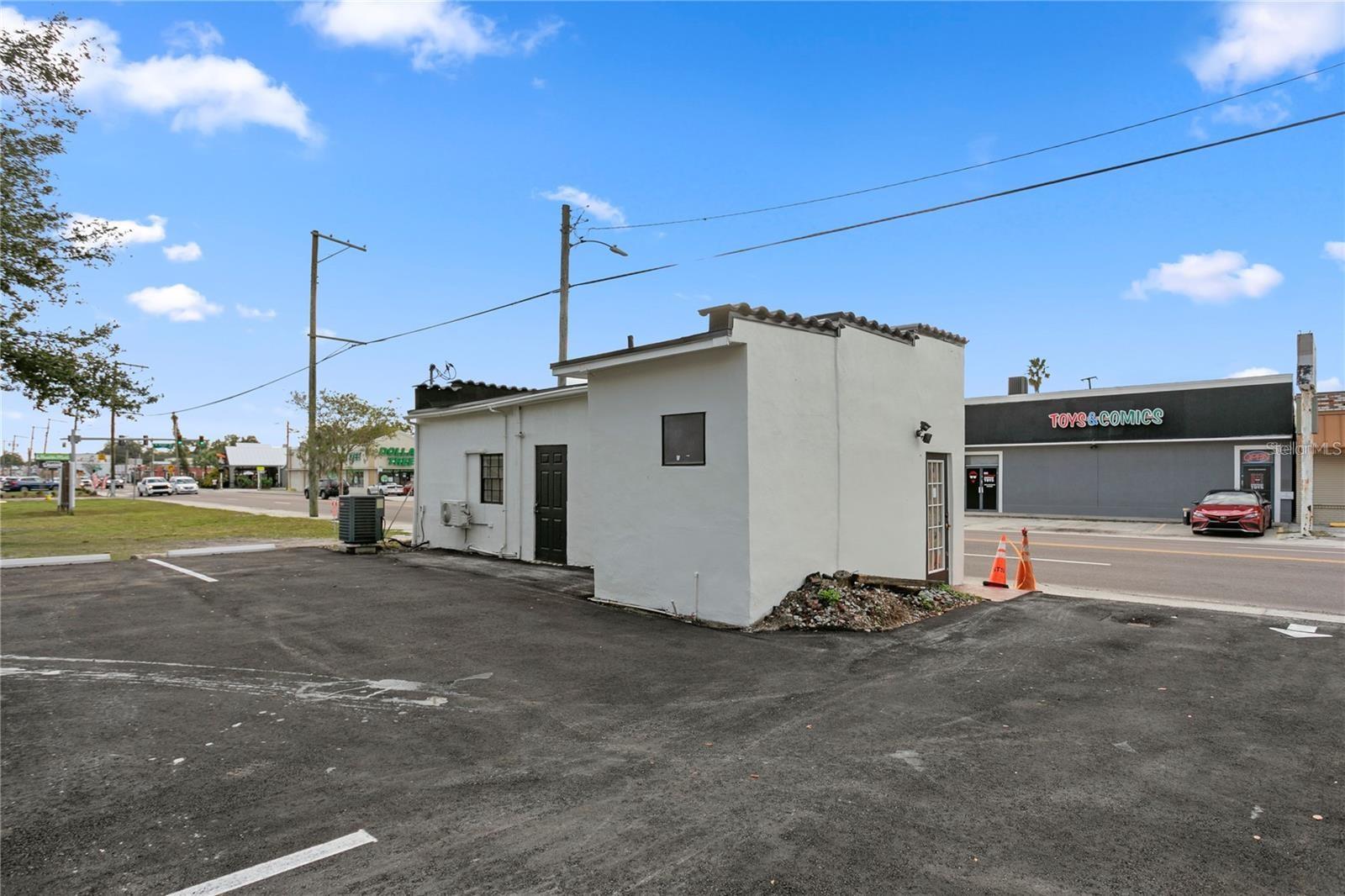 5115 N FLORIDA AVE #1/2
