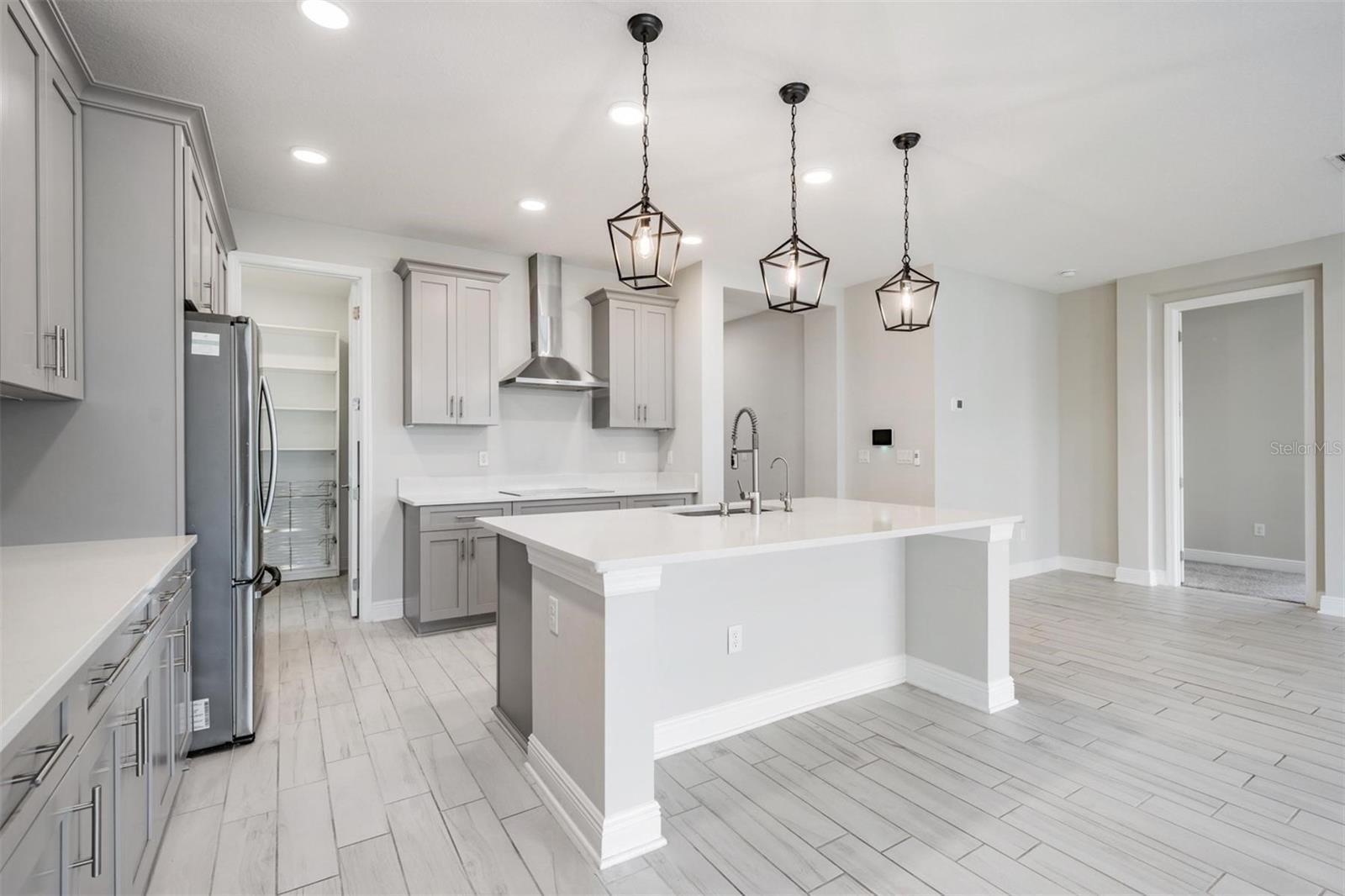 7316 NOTCHED PINE BND