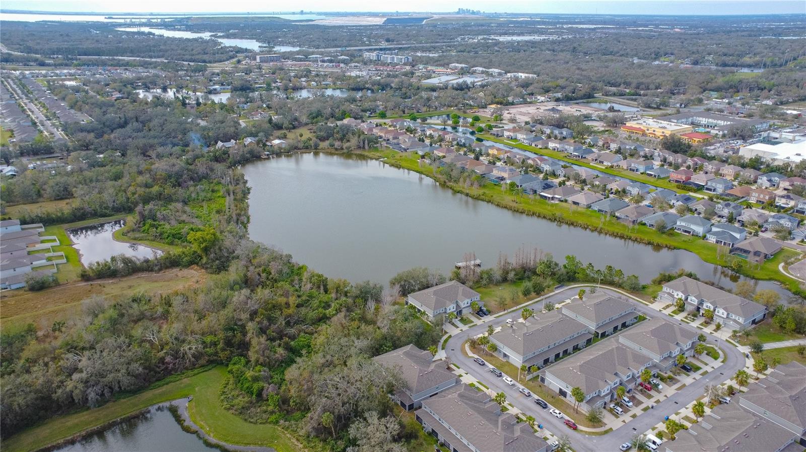 10518 LAKE MONTAUK DR