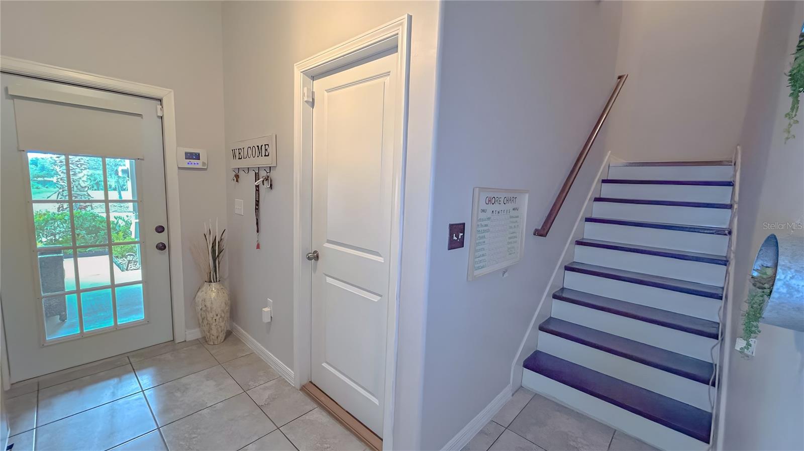 10518 LAKE MONTAUK DR