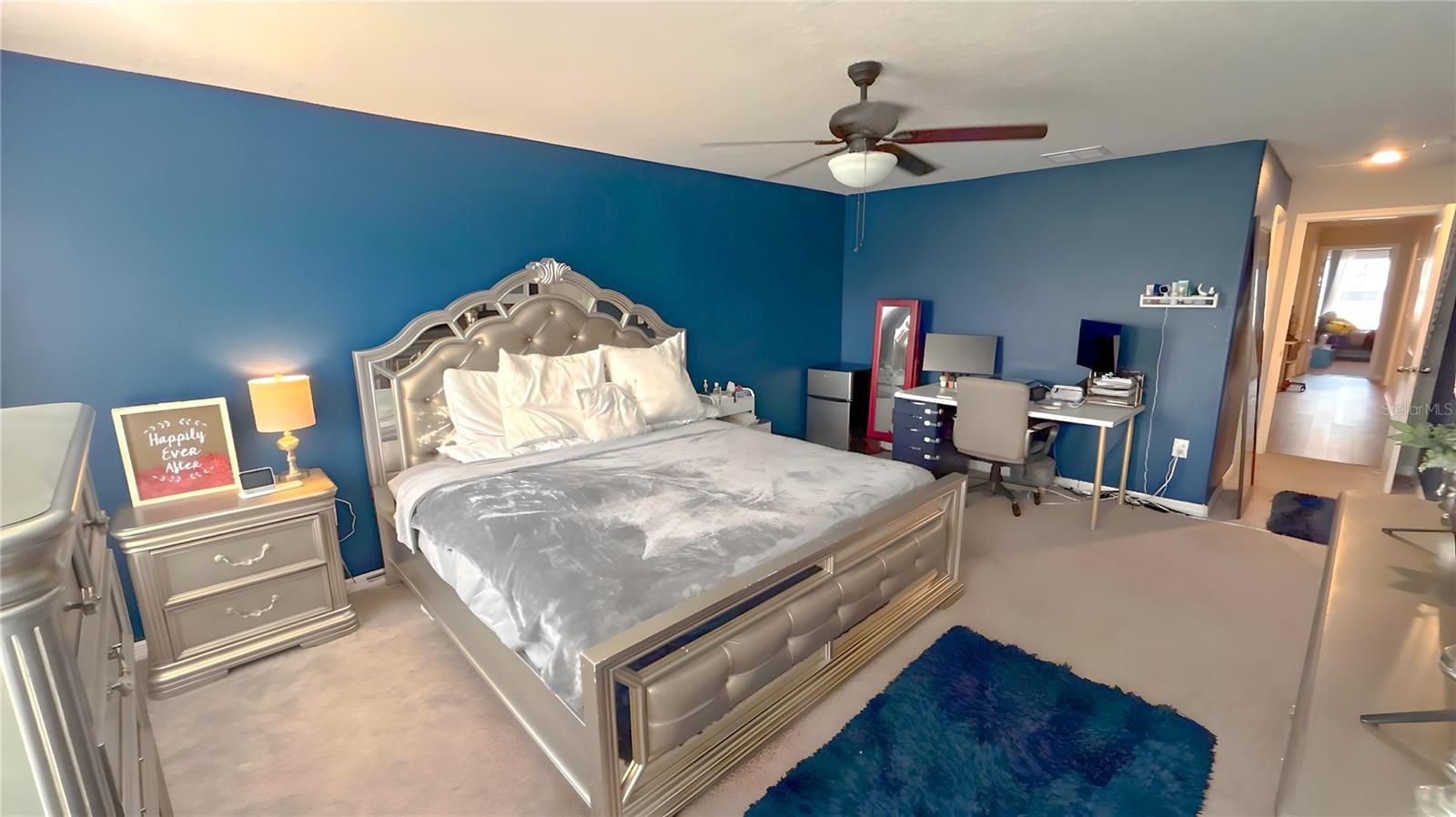10518 LAKE MONTAUK DR