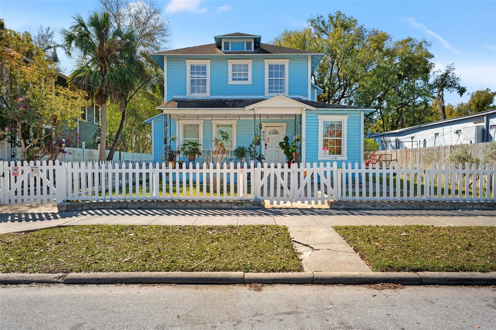 905 E 24TH AVE