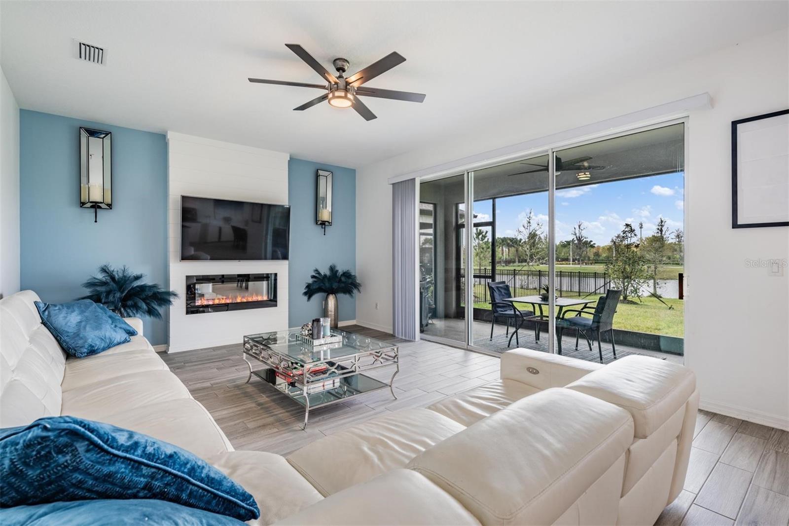 7316 POOL COMPASS LOOP