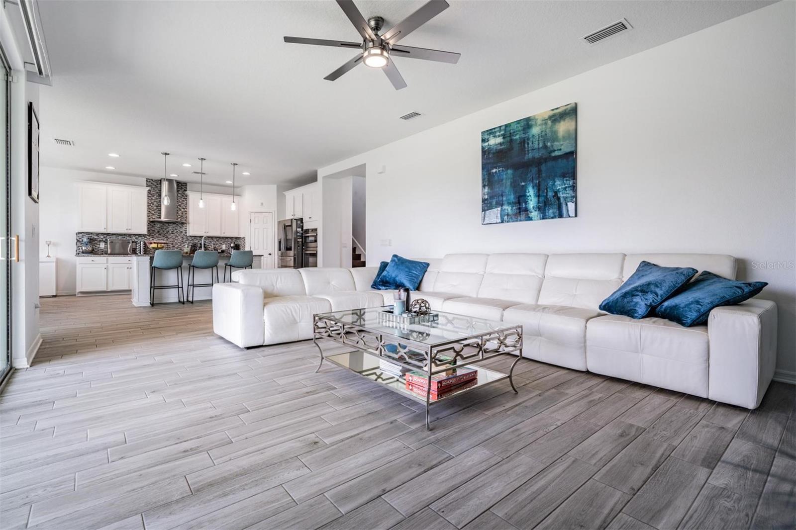7316 POOL COMPASS LOOP