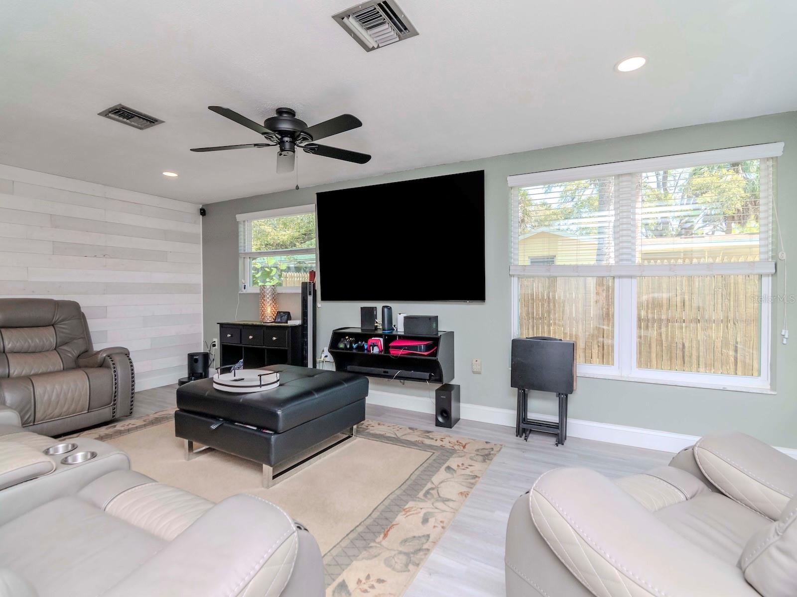 5433 PALMETTO RD