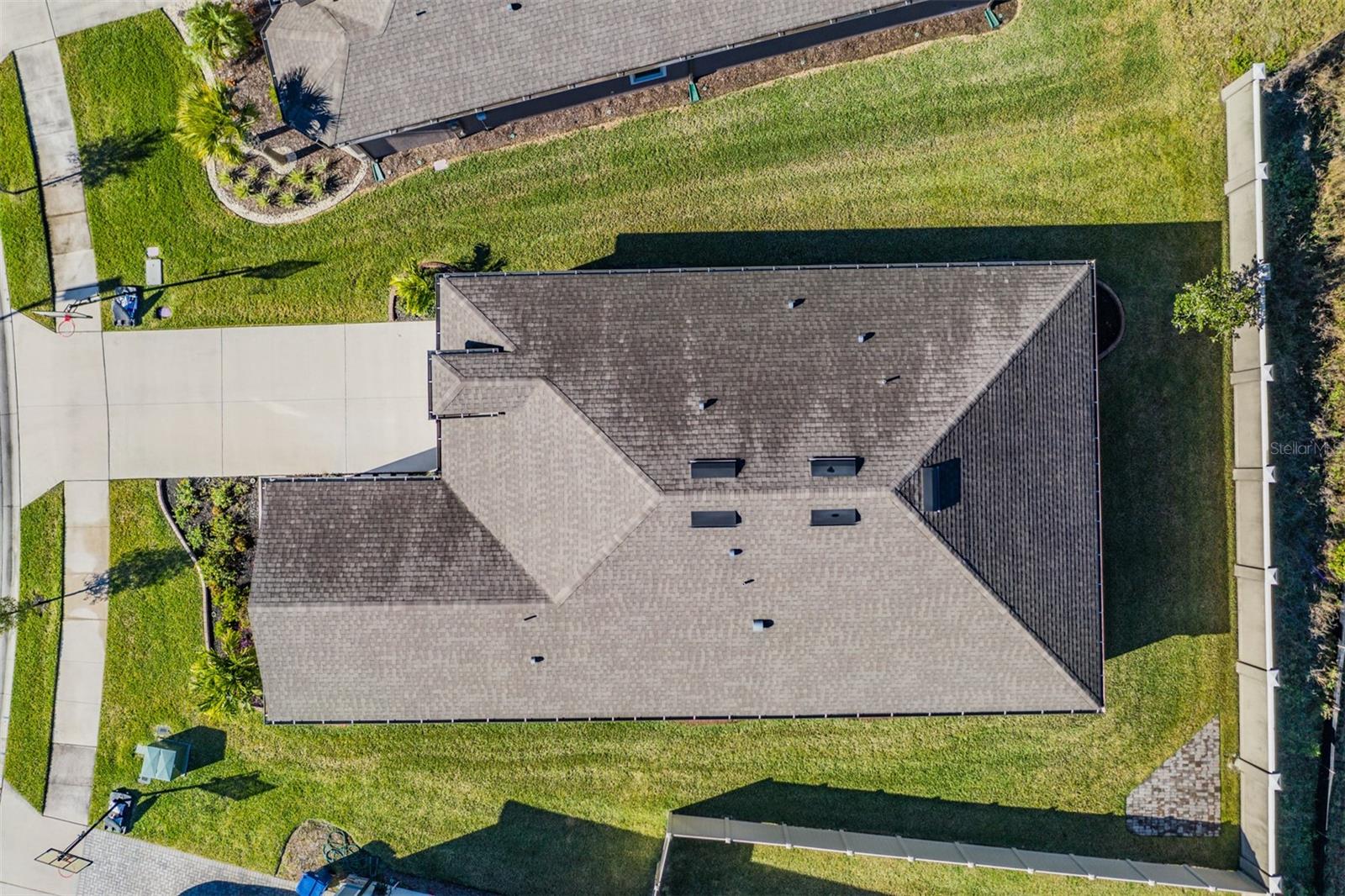 8190 OLIVE BROOK DR