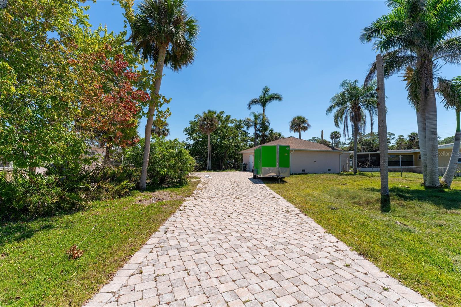 112 GAUSE DR