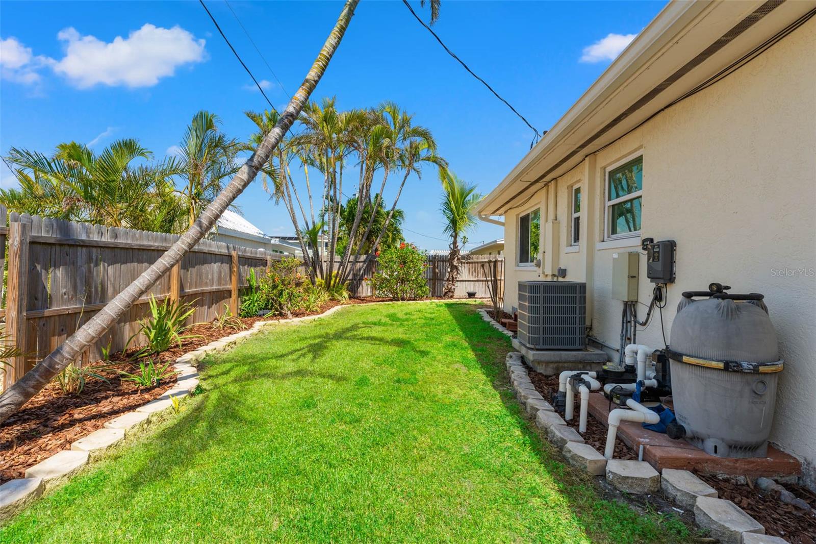 601 BOCA CIEGA ISLE DR