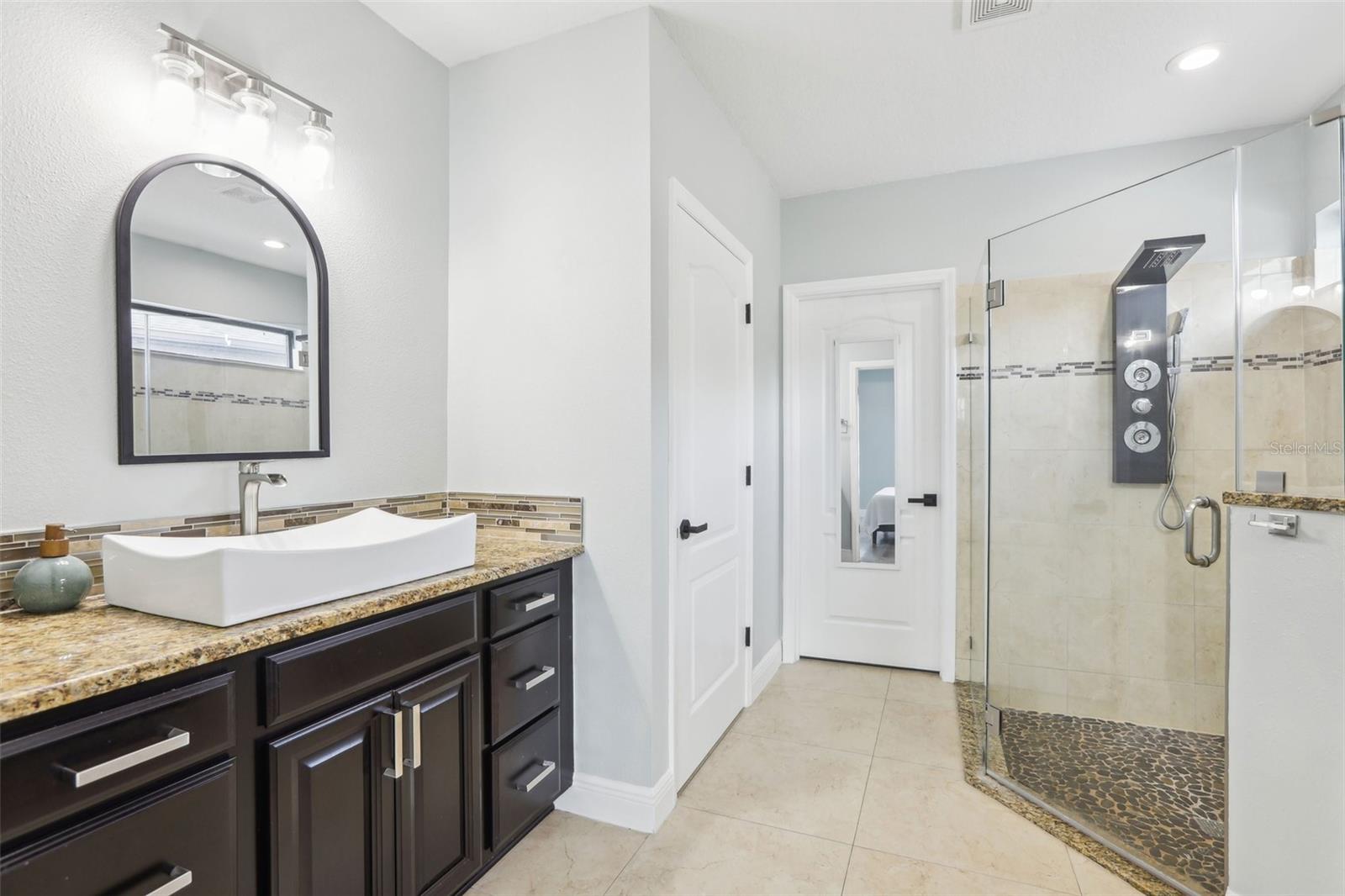 14227 ALISTAR MANOR DR