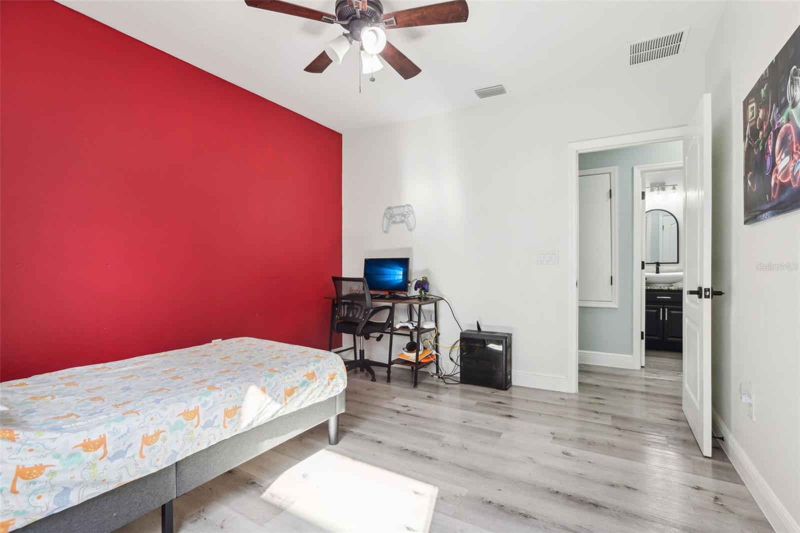 14227 ALISTAR MANOR DR