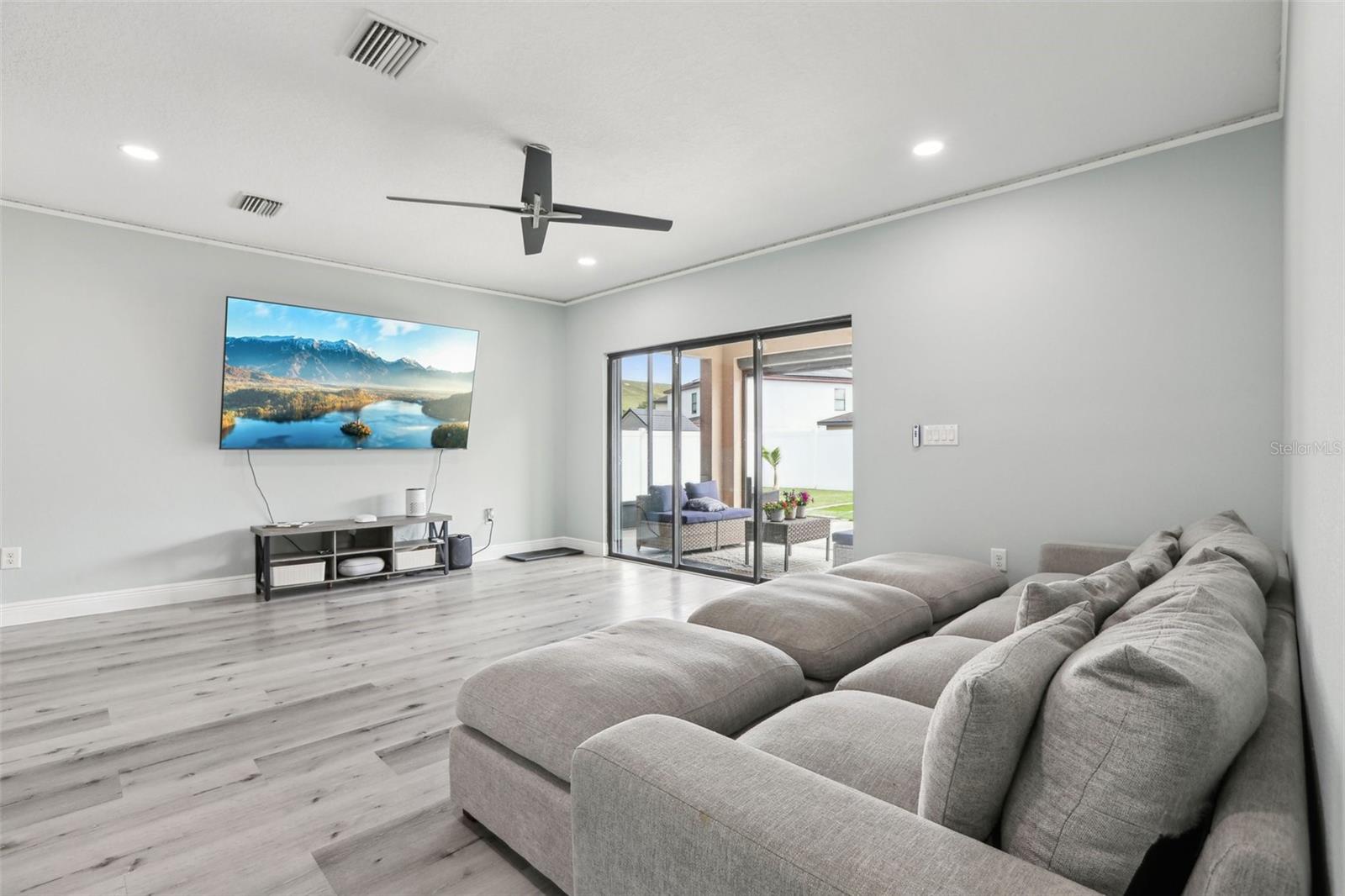 14227 ALISTAR MANOR DR