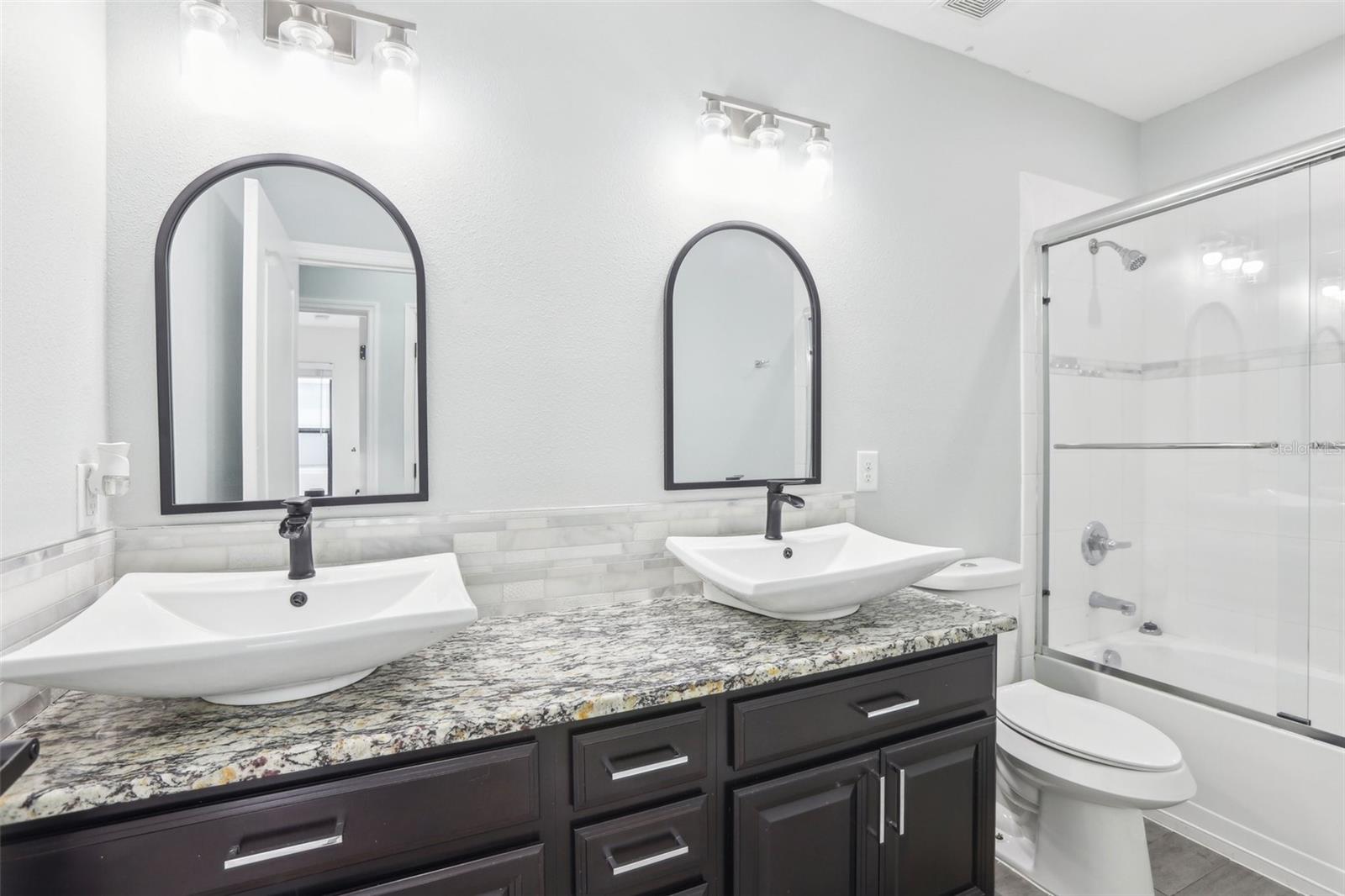 14227 ALISTAR MANOR DR