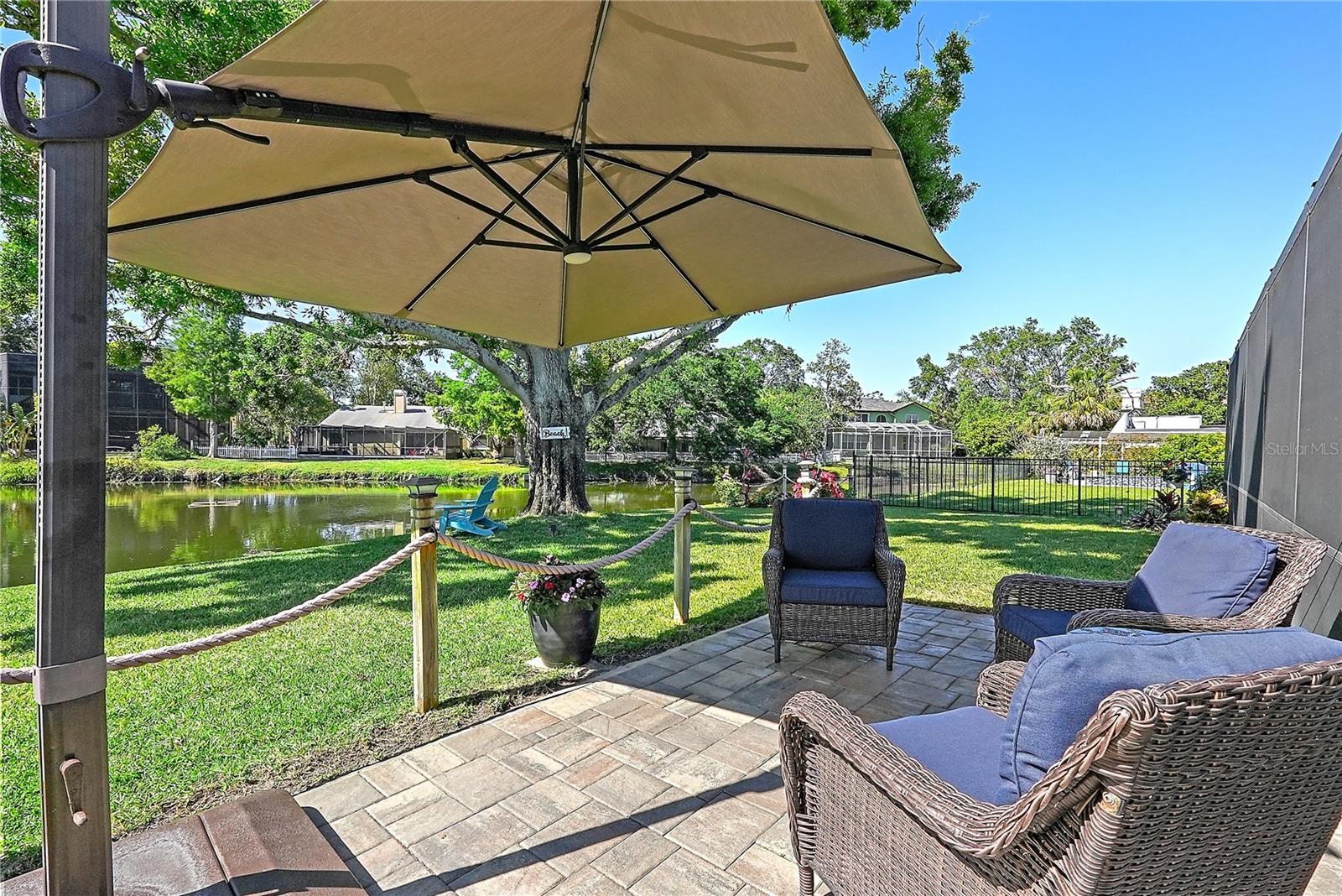 9072 BAYWOOD PARK DR